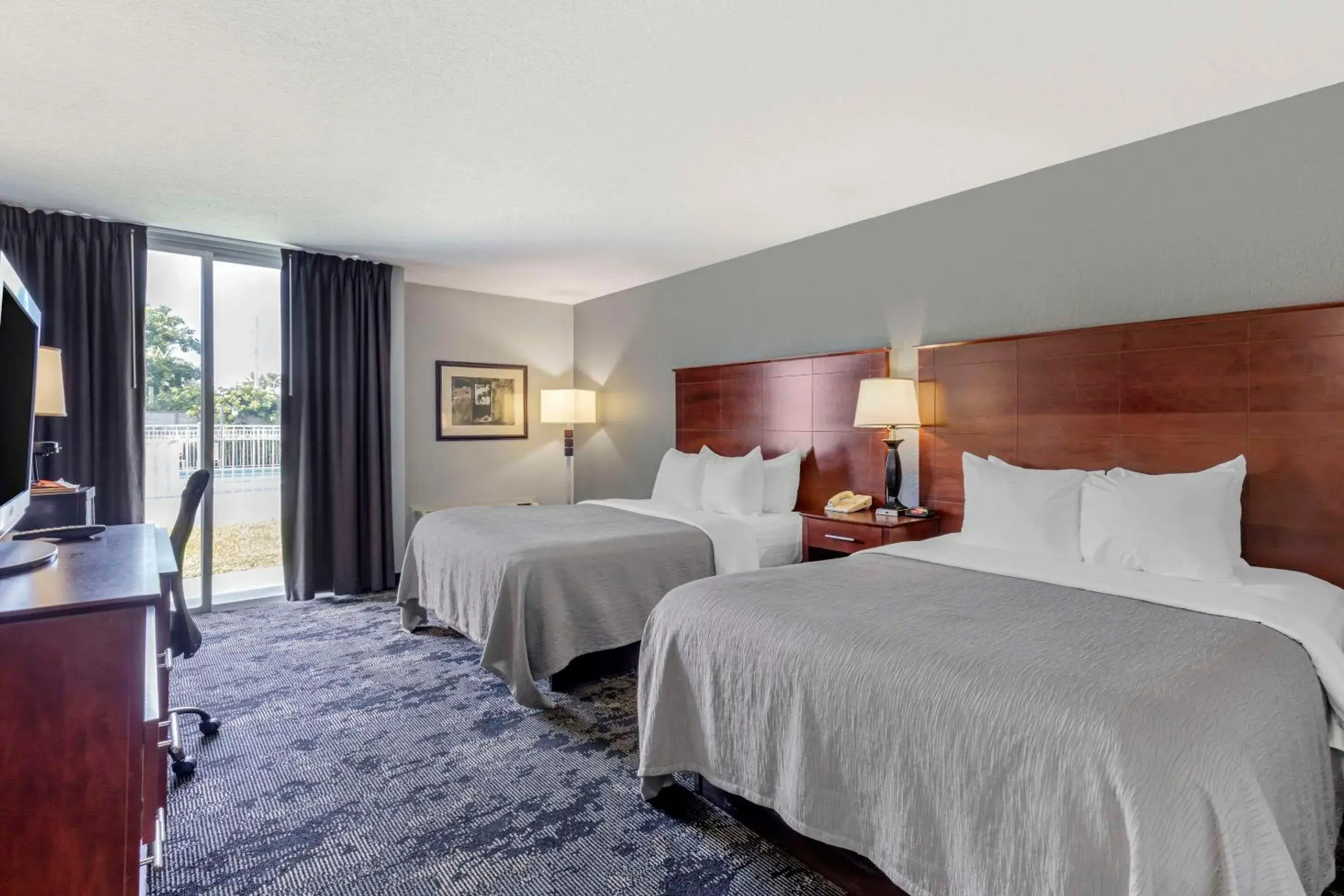 Bedroom, Bed in Quality Inn Downtown Stuart Bedroom, Bed in Quality Inn Downtown Stuart