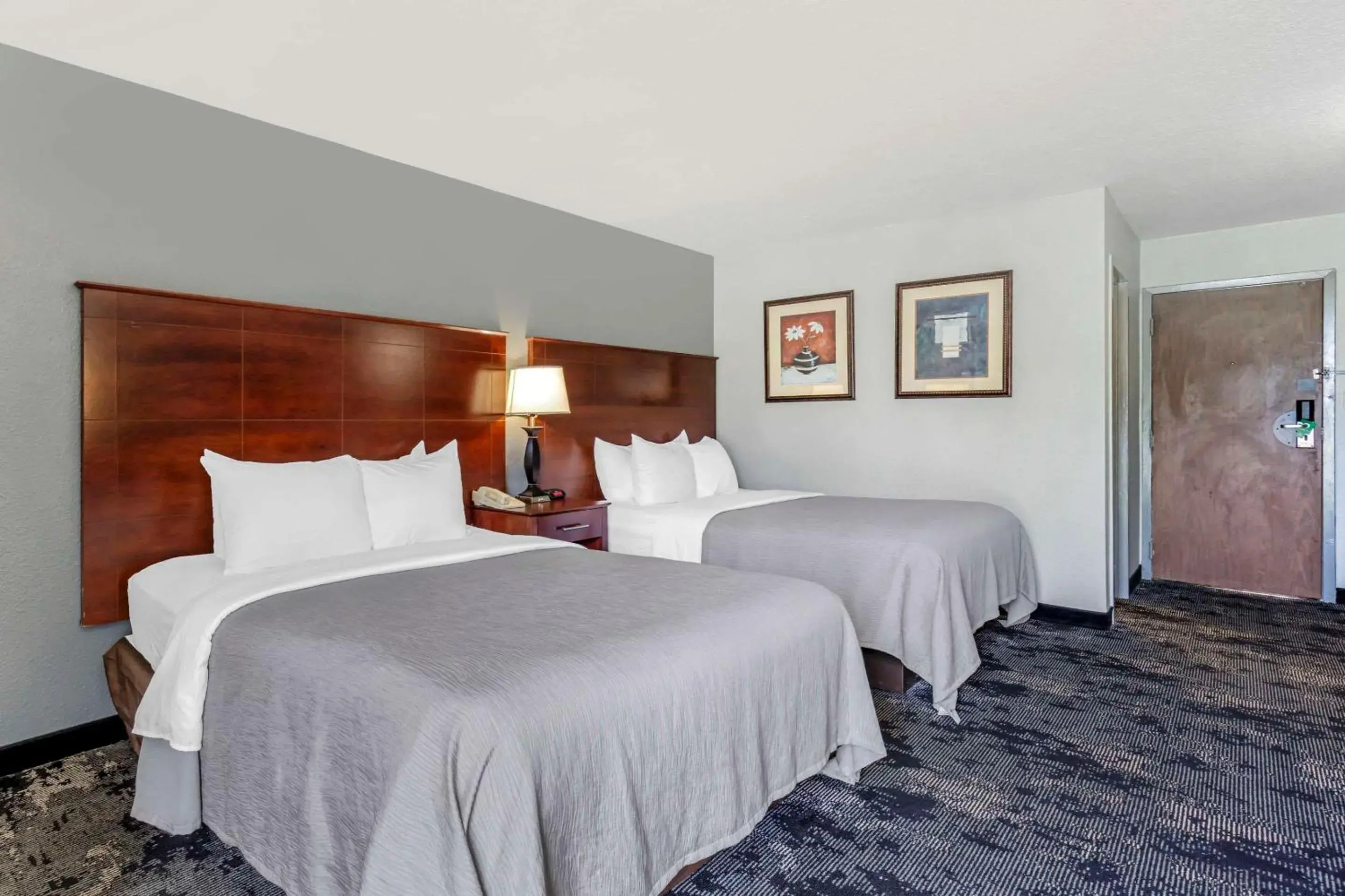 Bedroom, Bed in Quality Inn Downtown Stuart Bedroom, Bed in Quality Inn Downtown Stuart