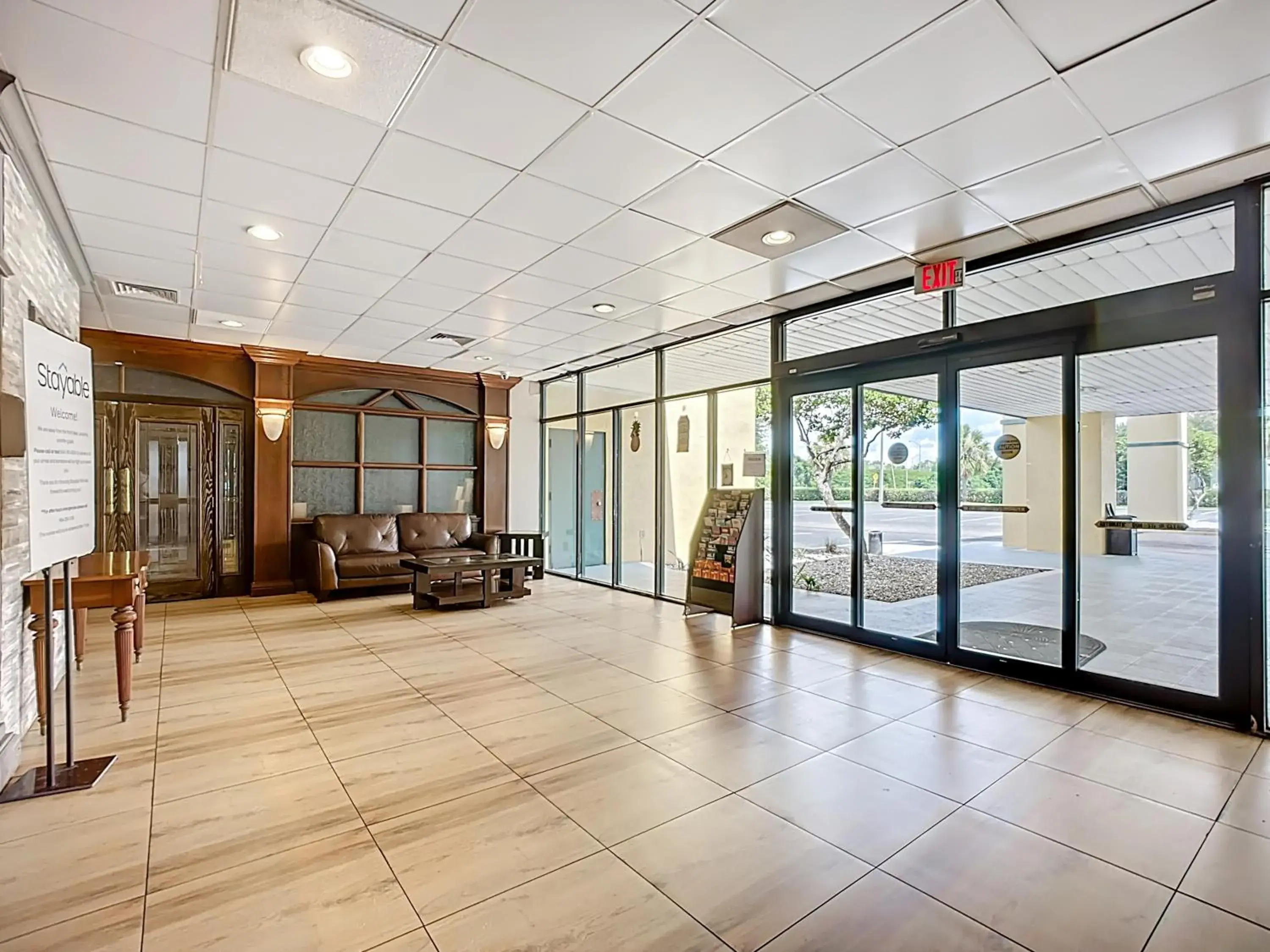 Lobby or reception in Stayable Jax West Lobby or reception in Stayable Jax West