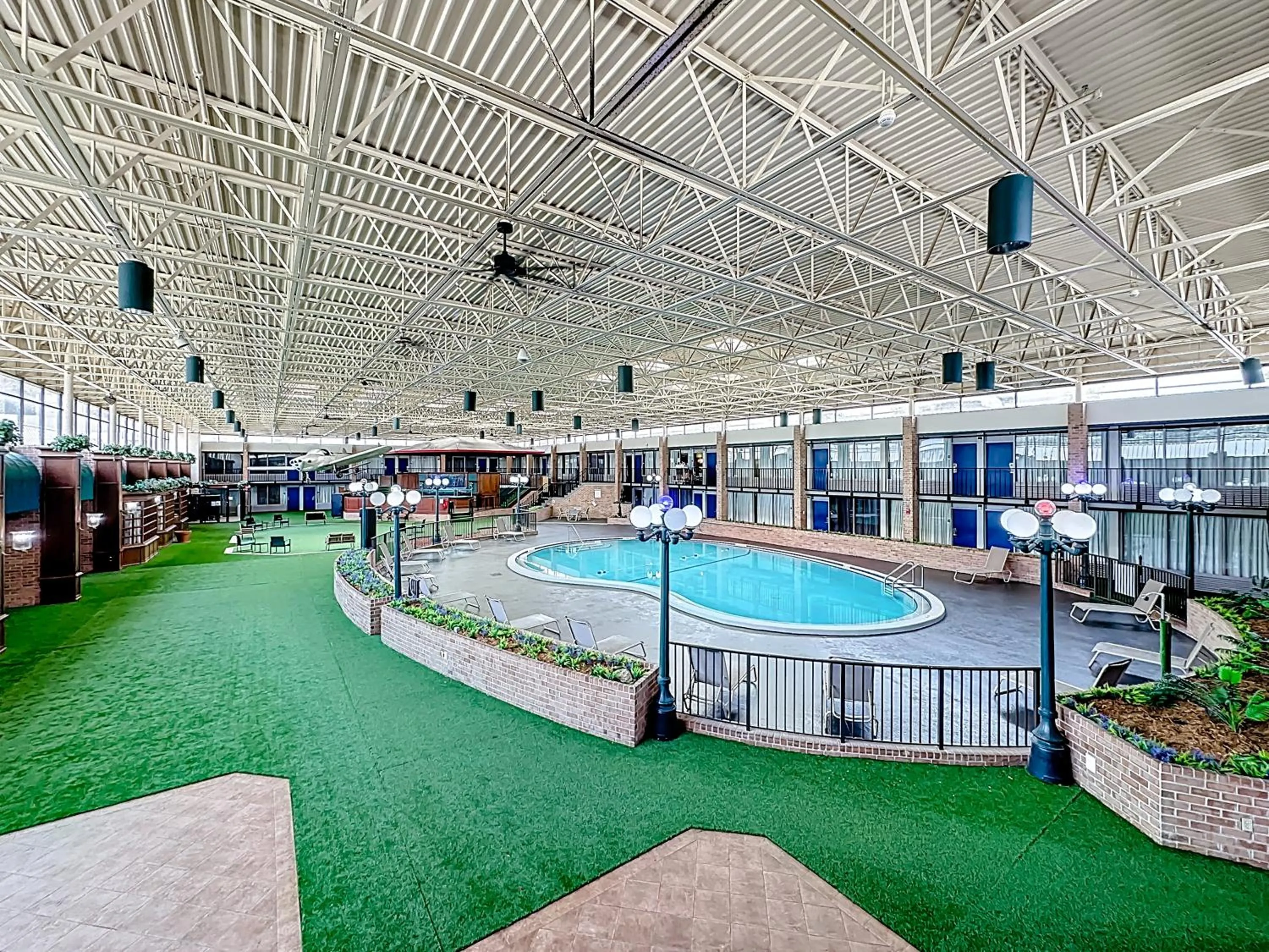 Pool view in Stayable Jax West