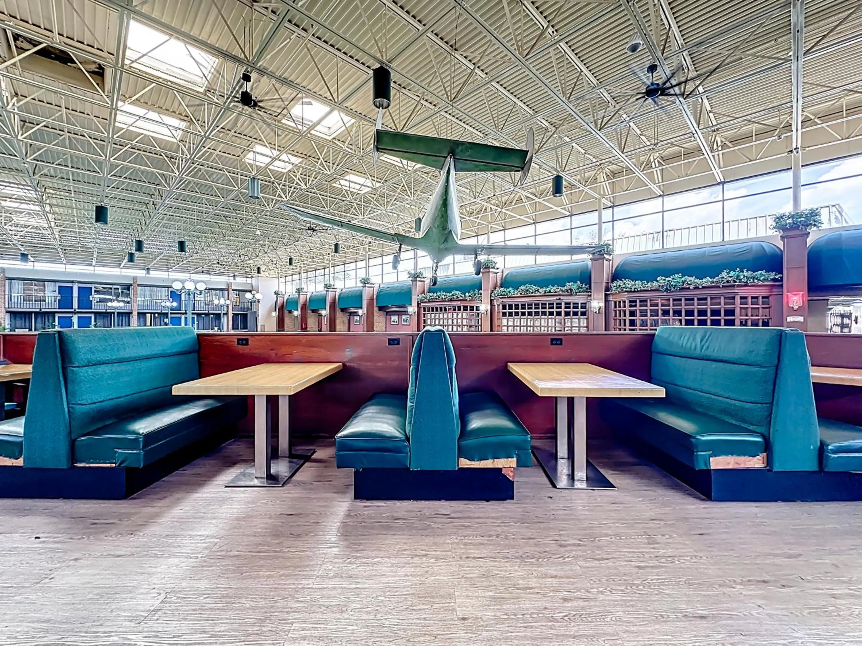 Seating area in Stayable Jax West