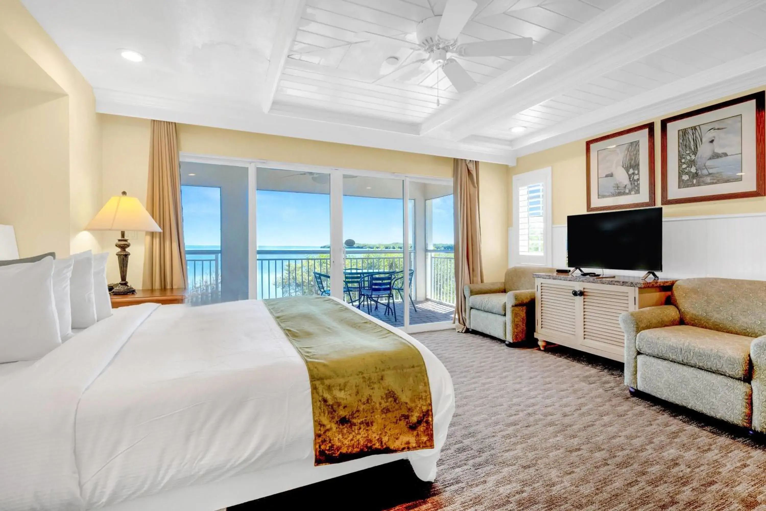 King Studio Suite with Balcony and Ocean View, Non-Smoking in Dove Creek Resort & Marina, Trademark Collection by Wyndham King Studio Suite with Balcony and Ocean View, Non-Smoking in Dove Creek Resort & Marina, Trademark Collection by Wyndham