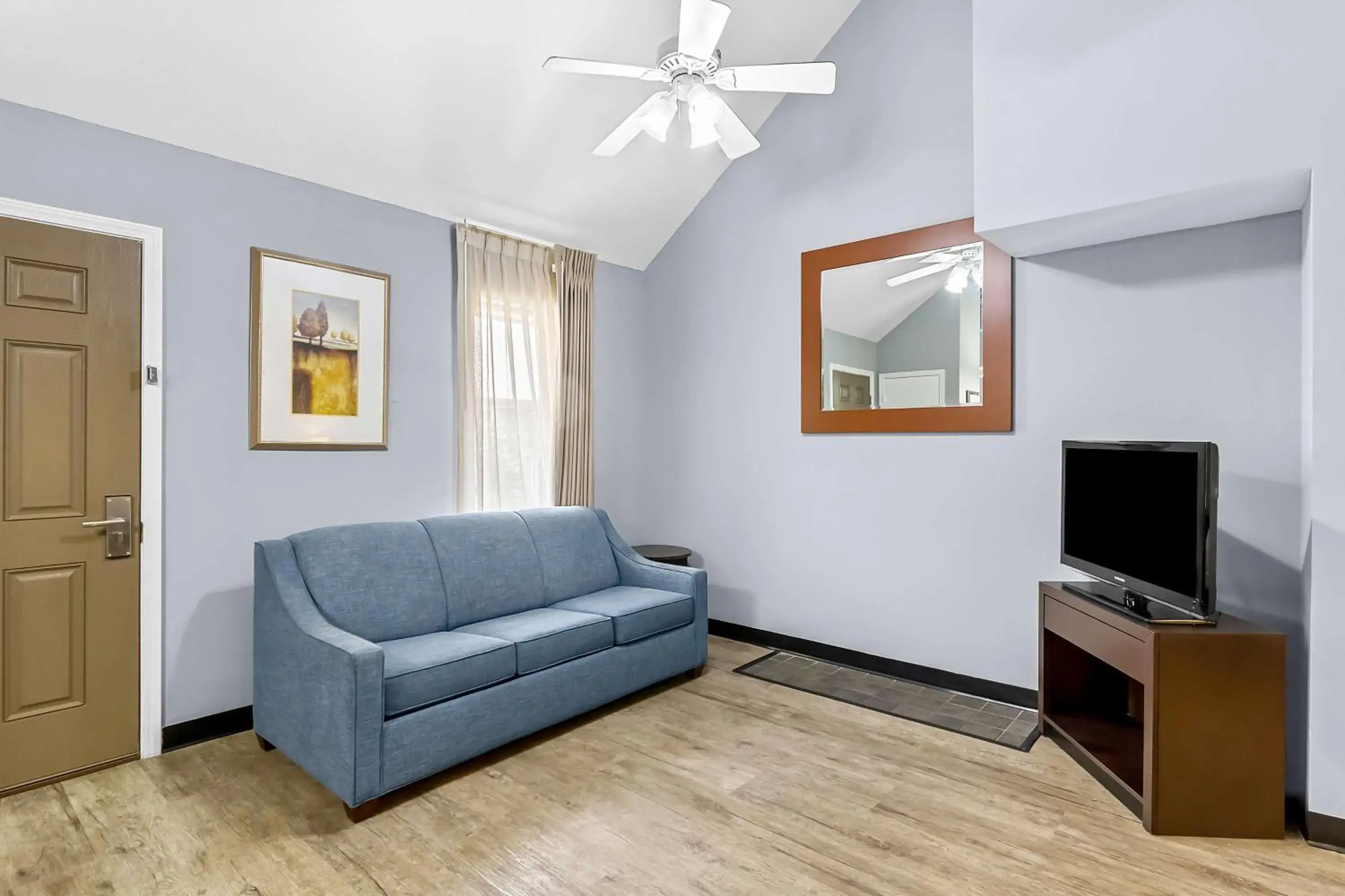 Bedroom in SureStay Studio by Best Western Pensacola Bedroom in SureStay Studio by Best Western Pensacola