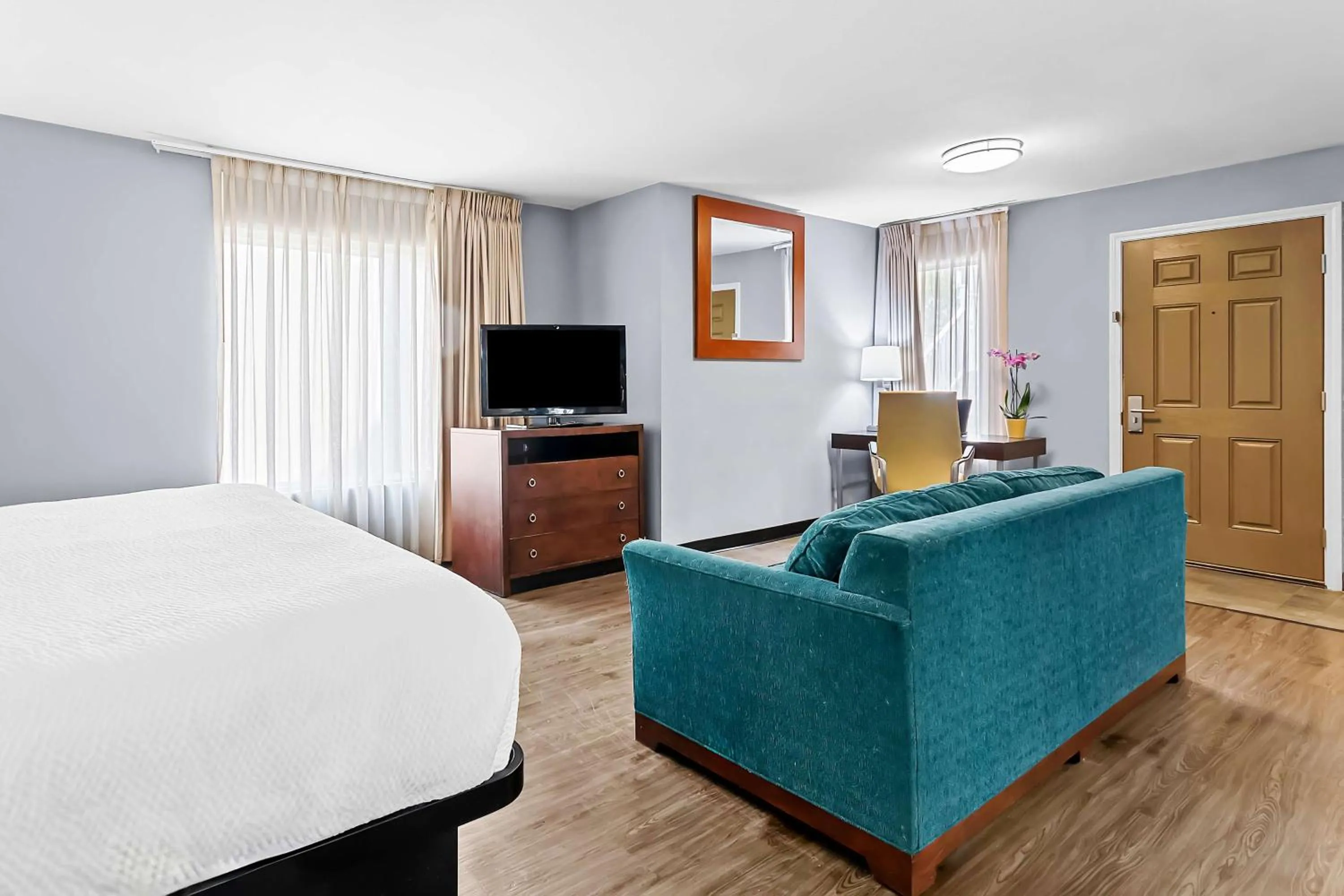 Bedroom, Bed in SureStay Studio by Best Western Pensacola