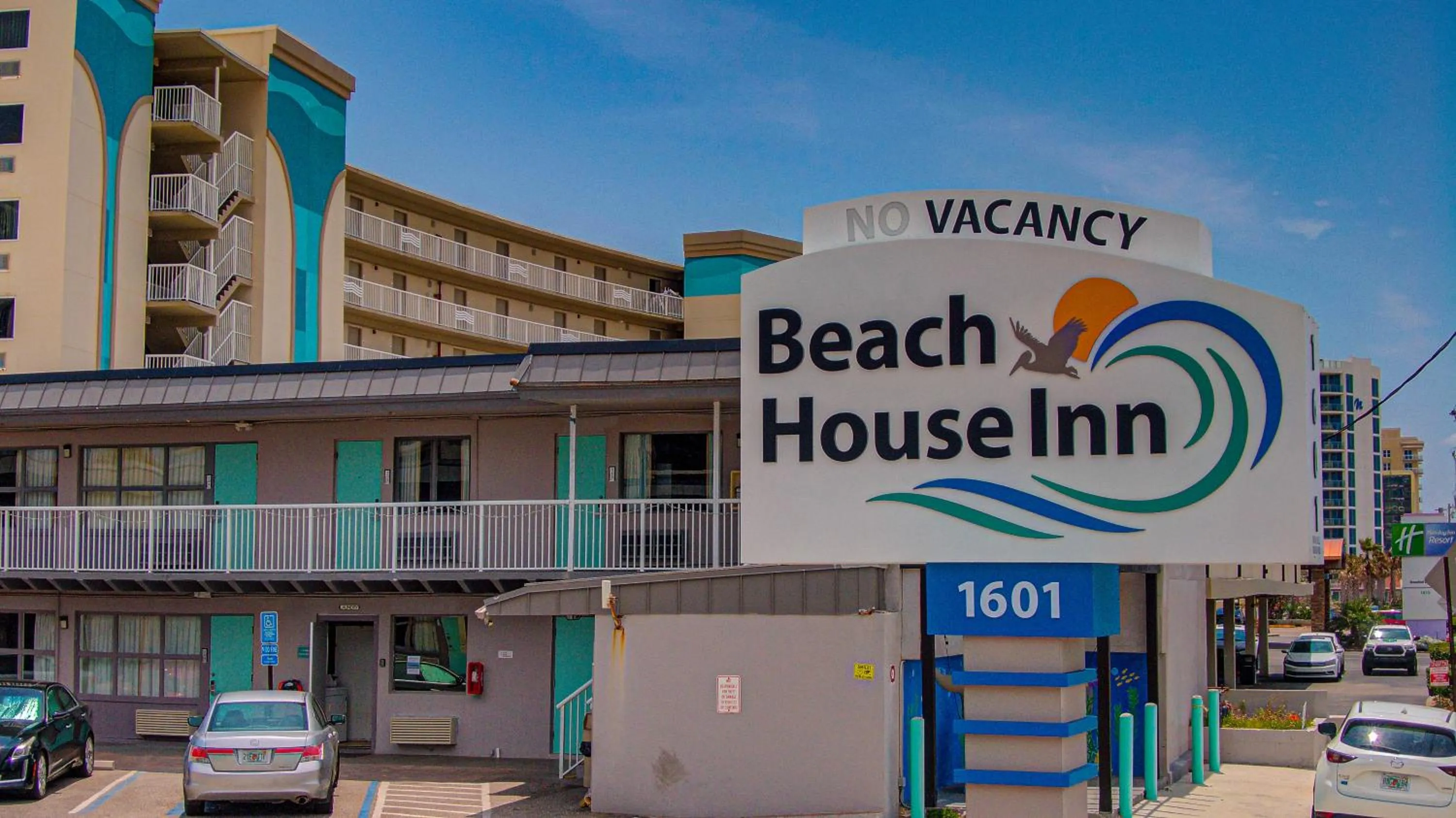 Property building in Beach House Inn