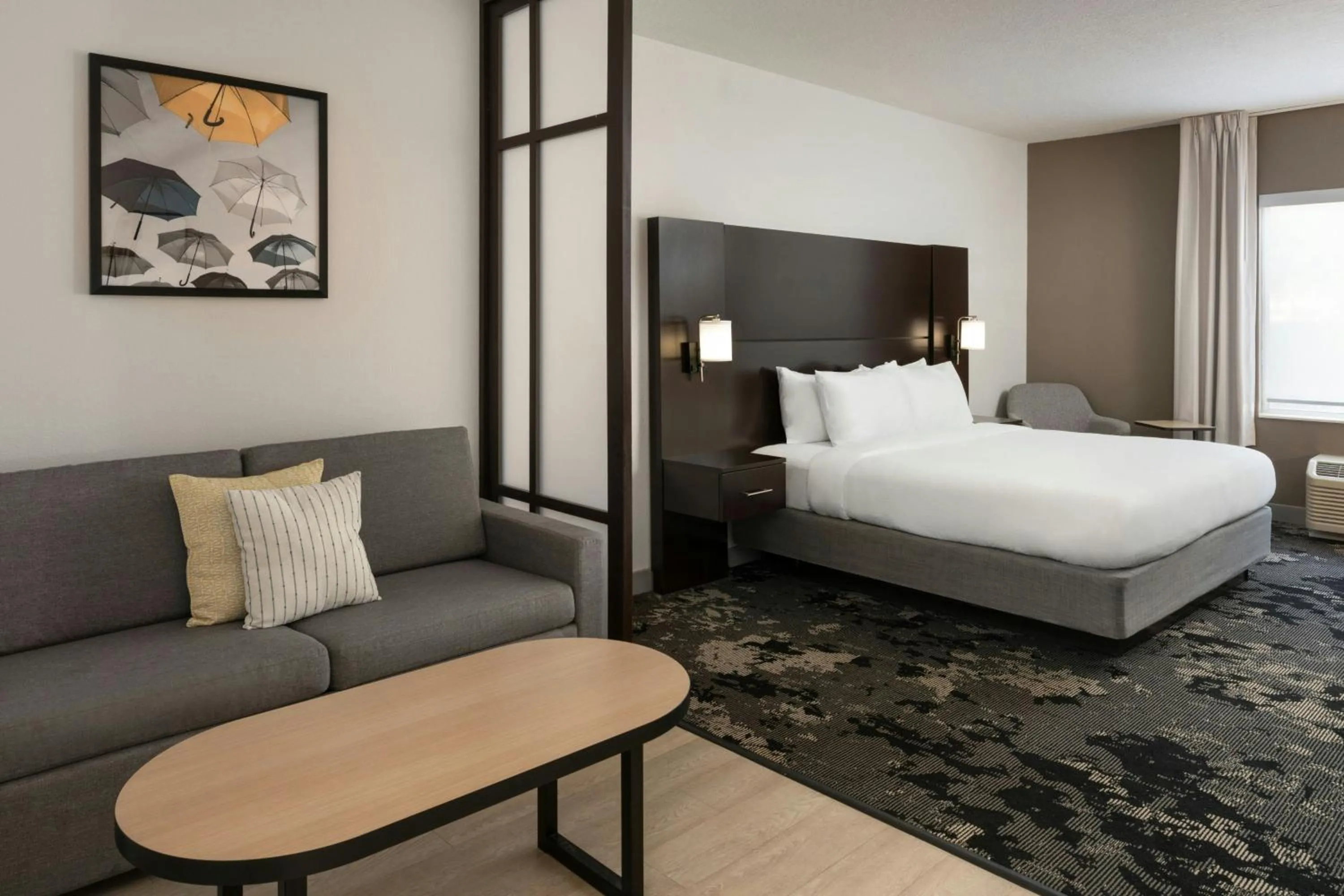 Photo of the whole room, Bed in City Express by Marriott Orlando International Drive