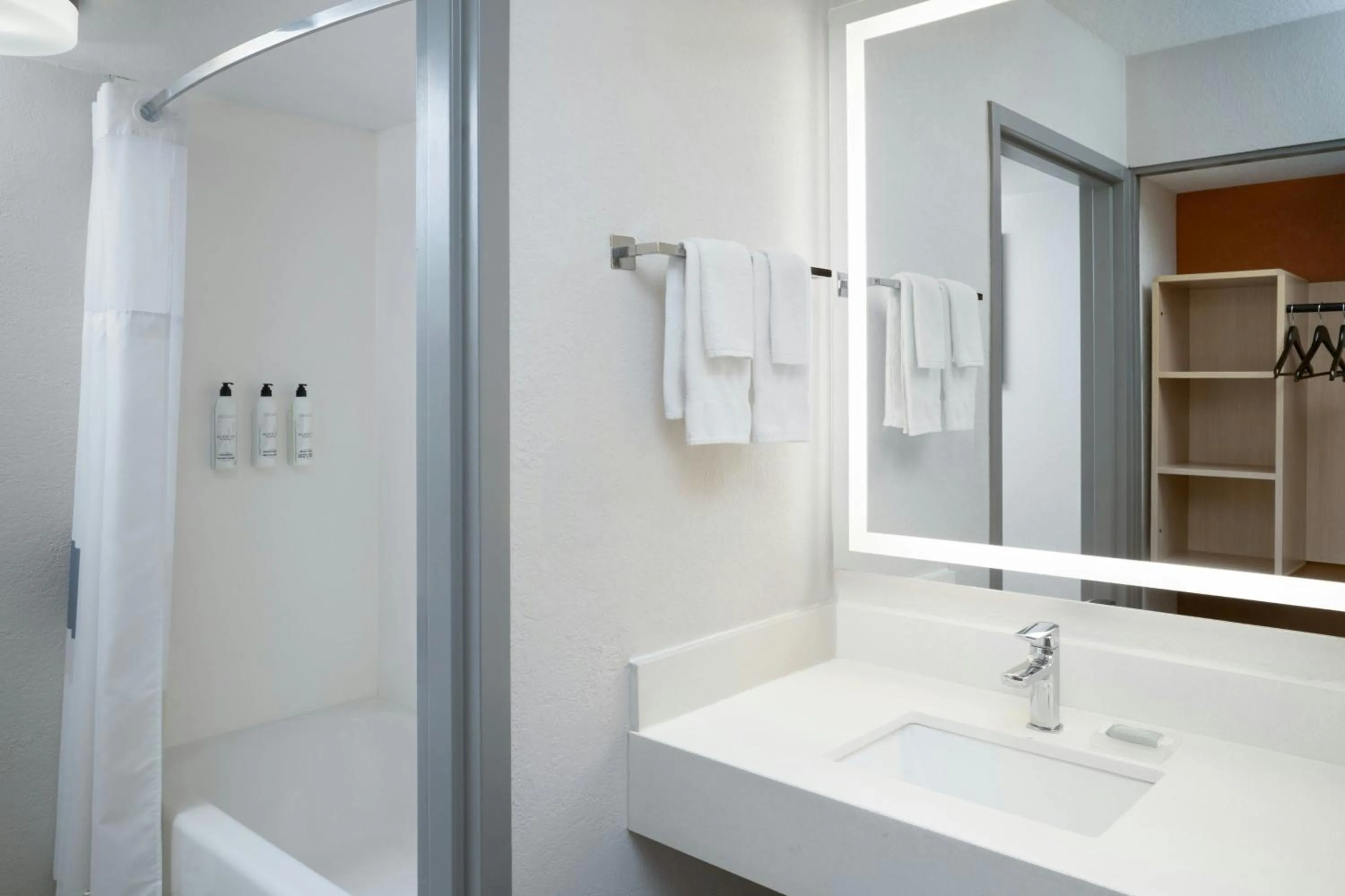 Bathroom in City Express by Marriott Orlando International Drive