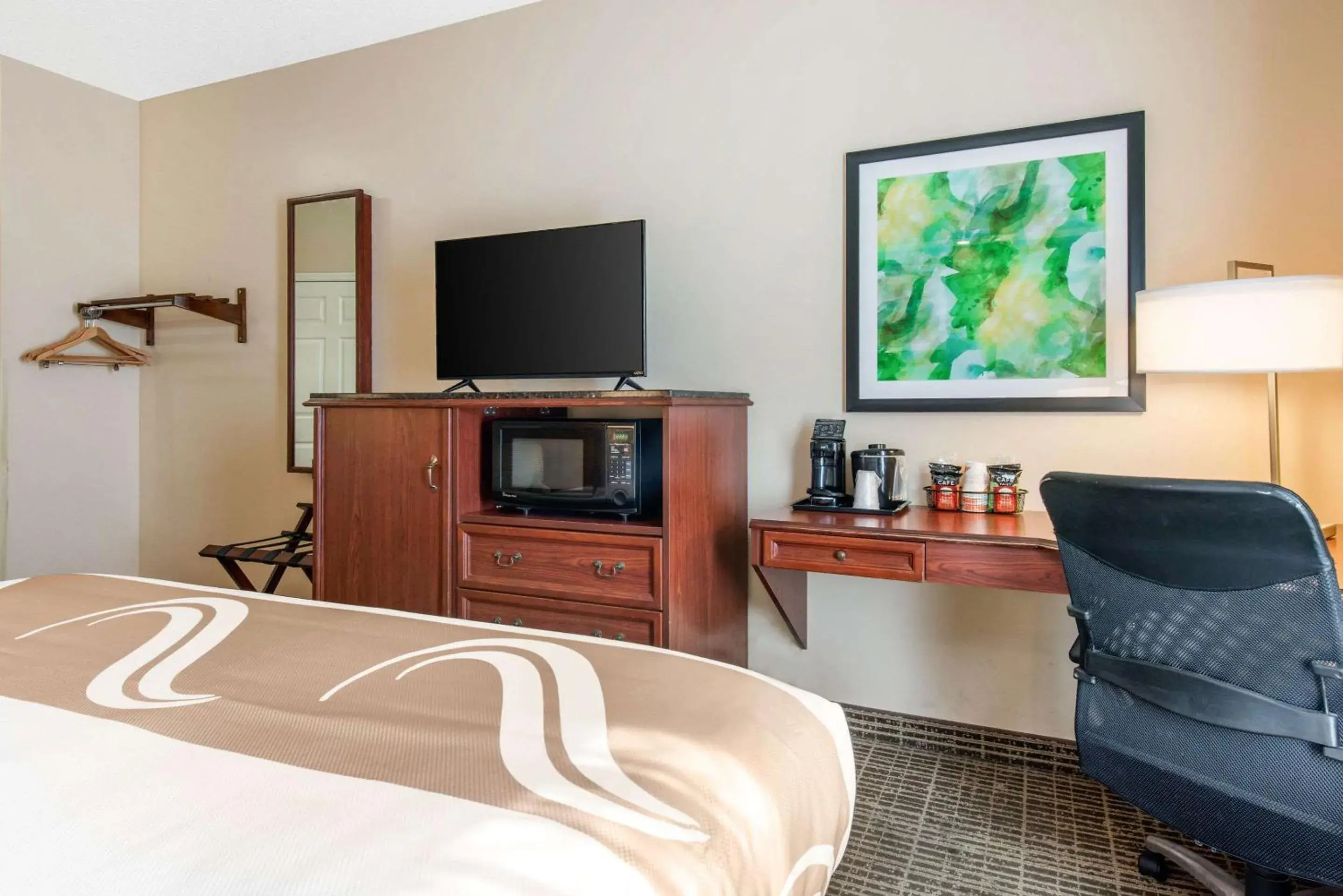 Bedroom, Bed in Quality Inn Palm Bay - Melbourne I-95 Bedroom, Bed in Quality Inn Palm Bay - Melbourne I-95