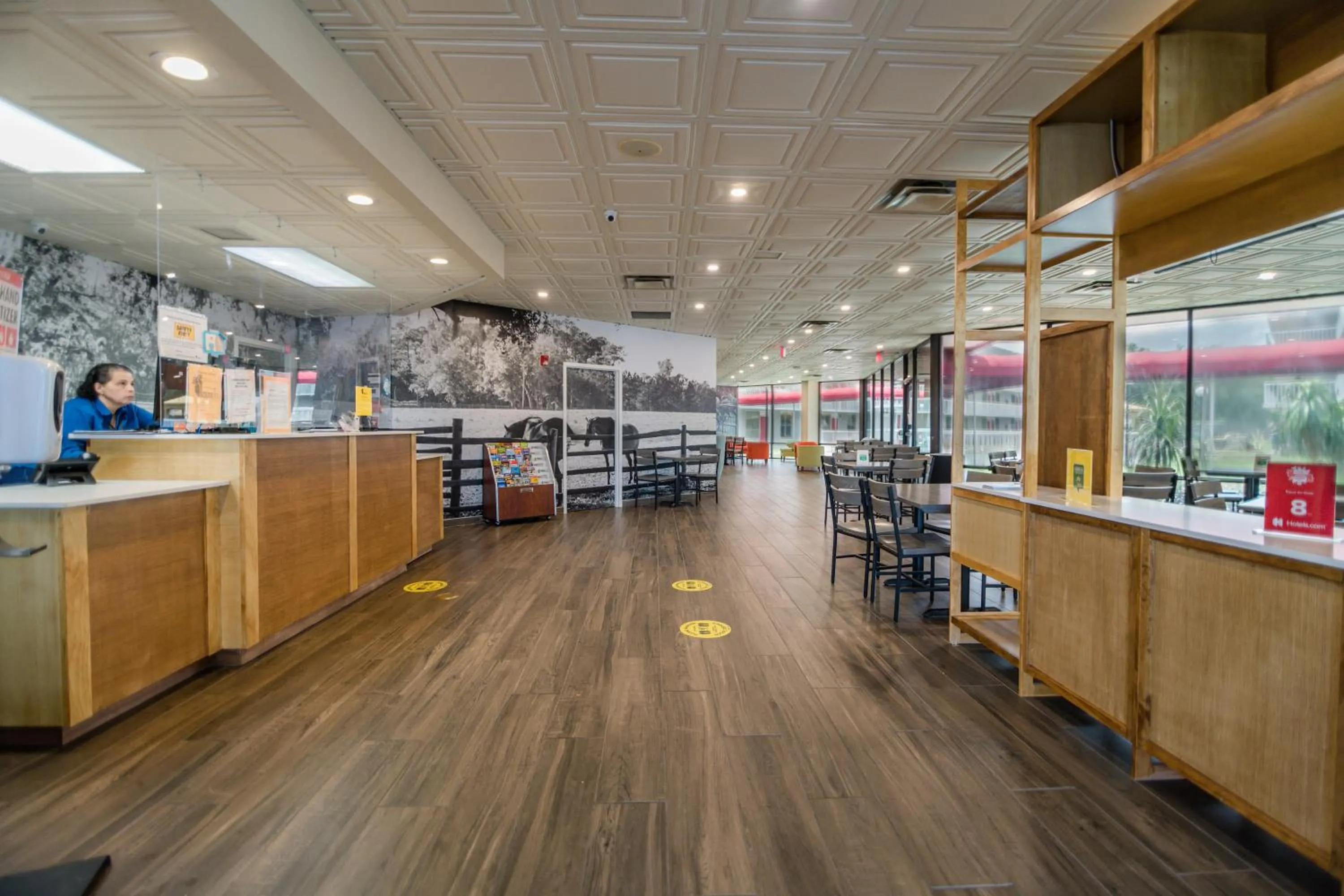 Lobby or reception in Equus Inn I75