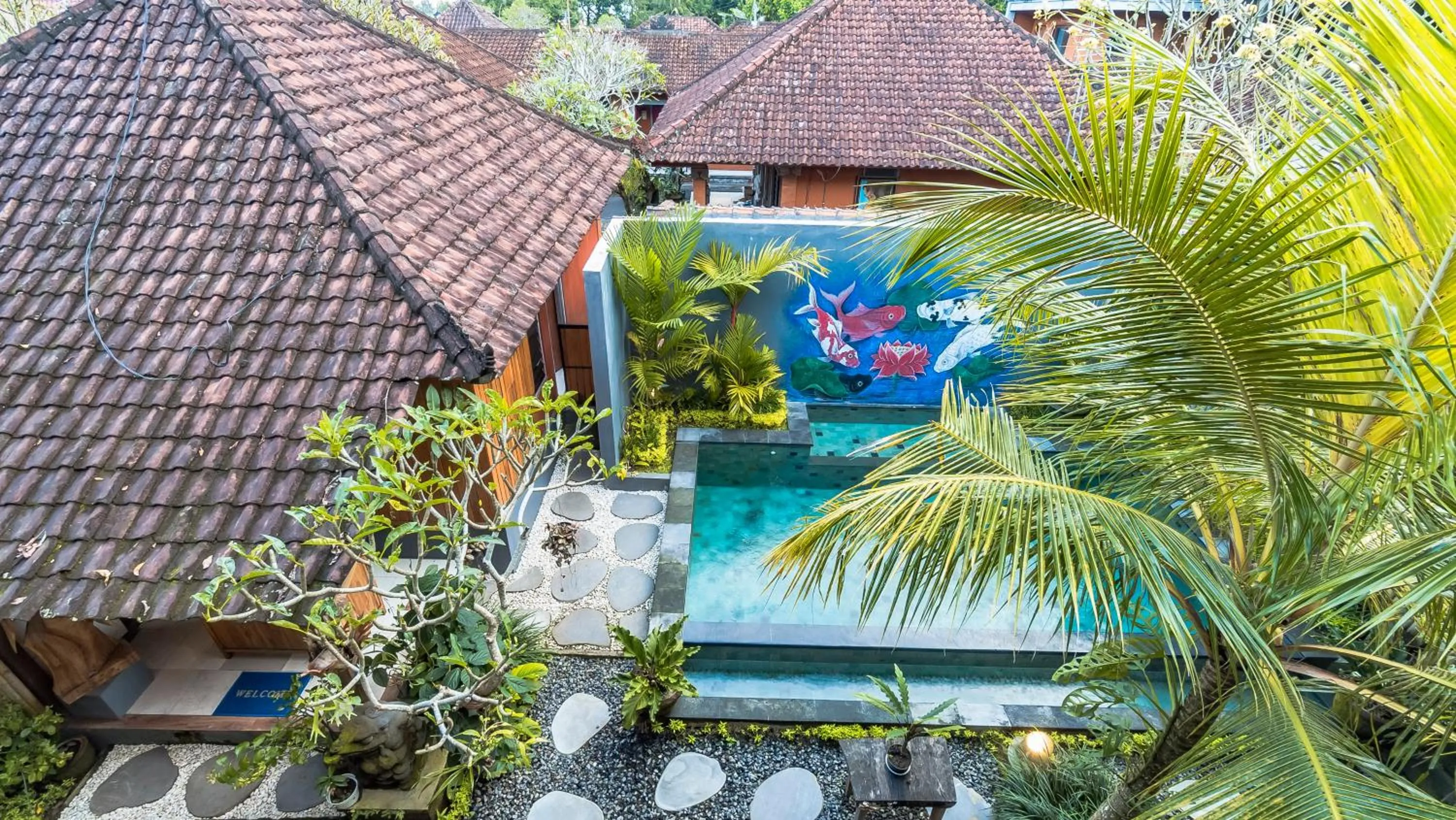 Swimming pool in Saka House