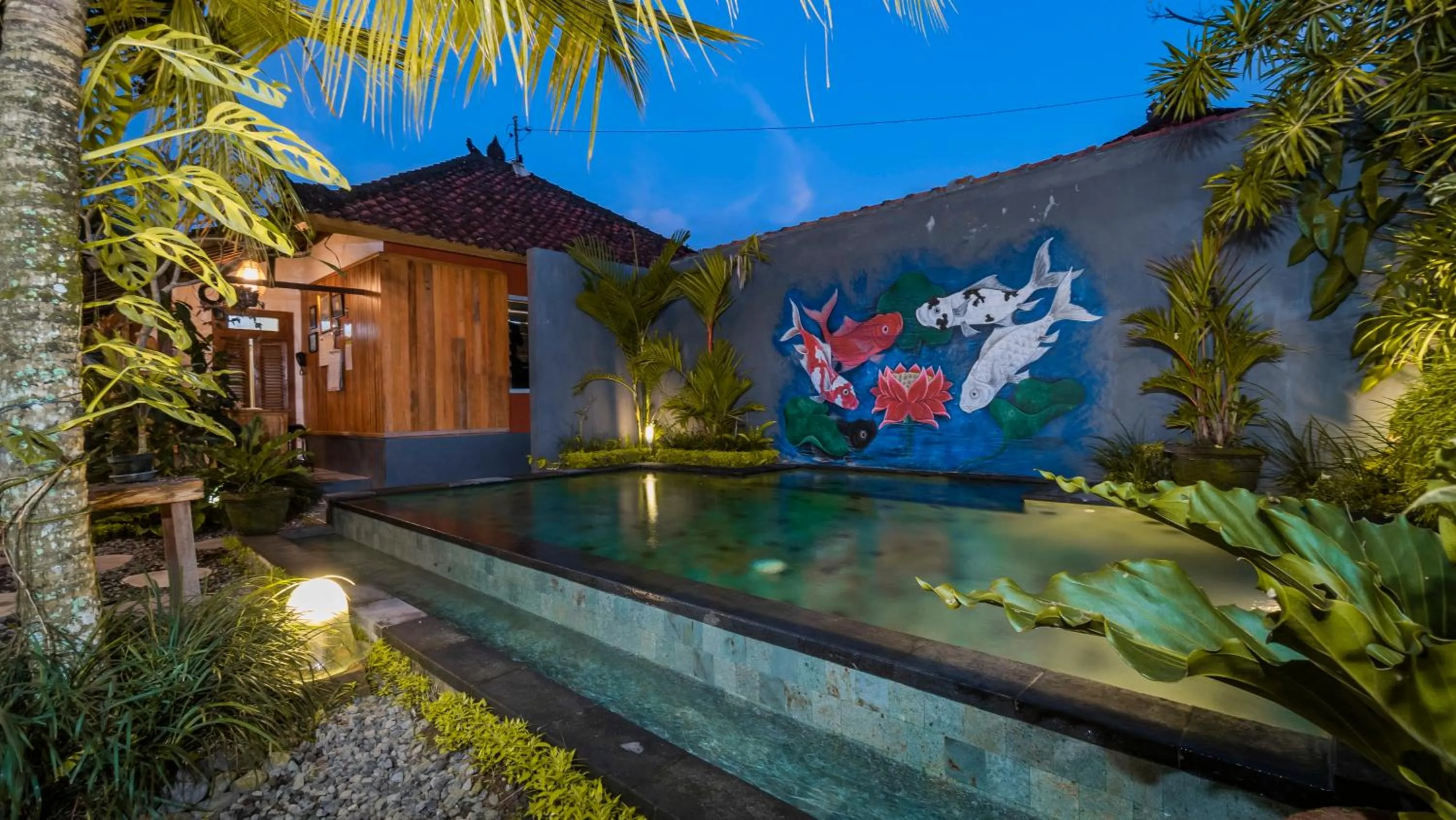 Swimming pool in Saka House