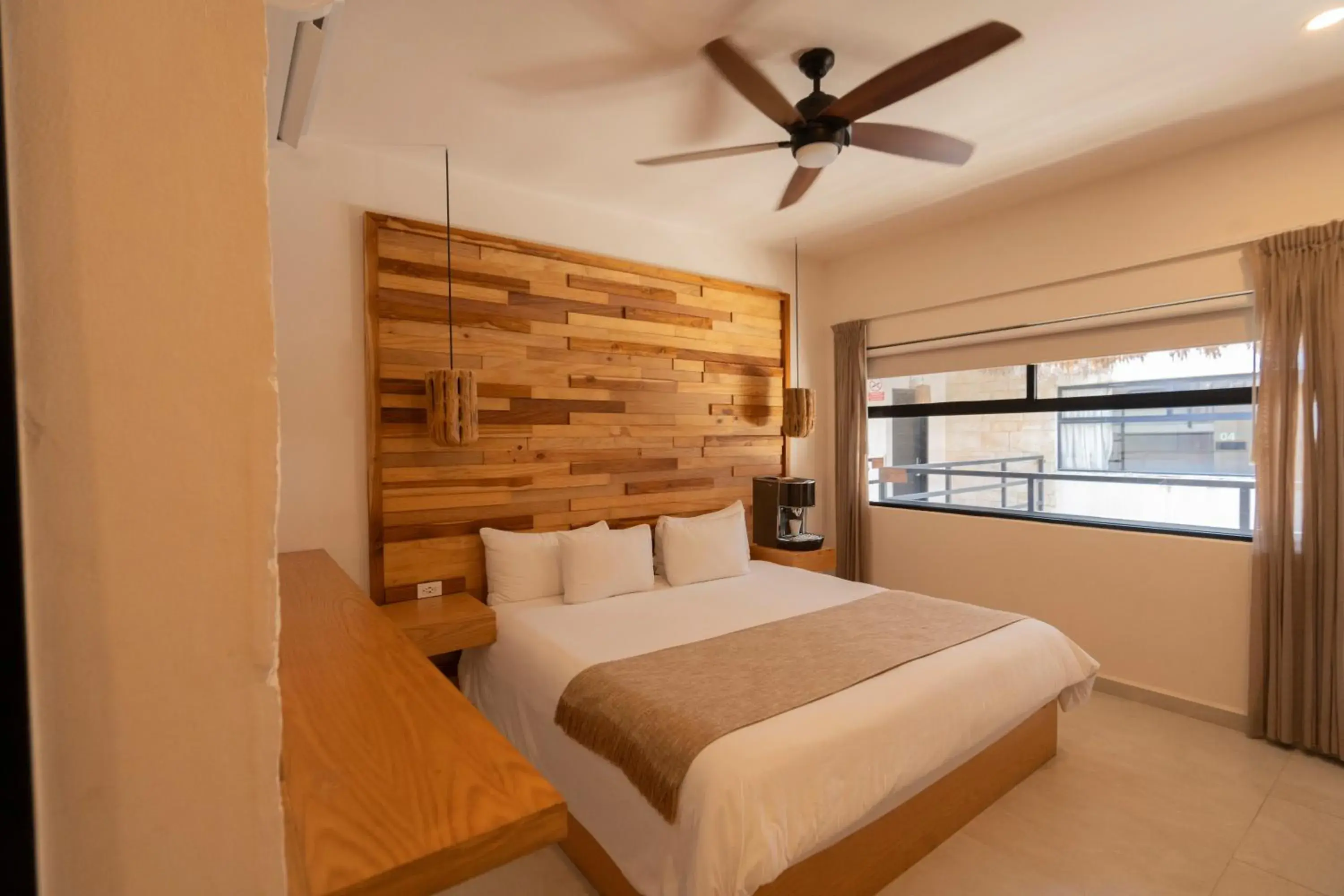 TV and multimedia, Bed in Mayan Monkey Tulum - Social Hotel TV and multimedia, Bed in Mayan Monkey Tulum - Social Hotel