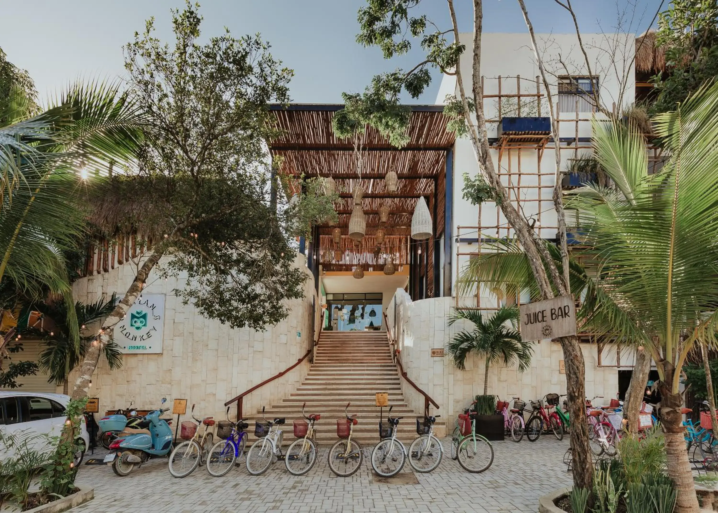 Street view in Mayan Monkey Tulum - Social Hotel Street view in Mayan Monkey Tulum - Social Hotel