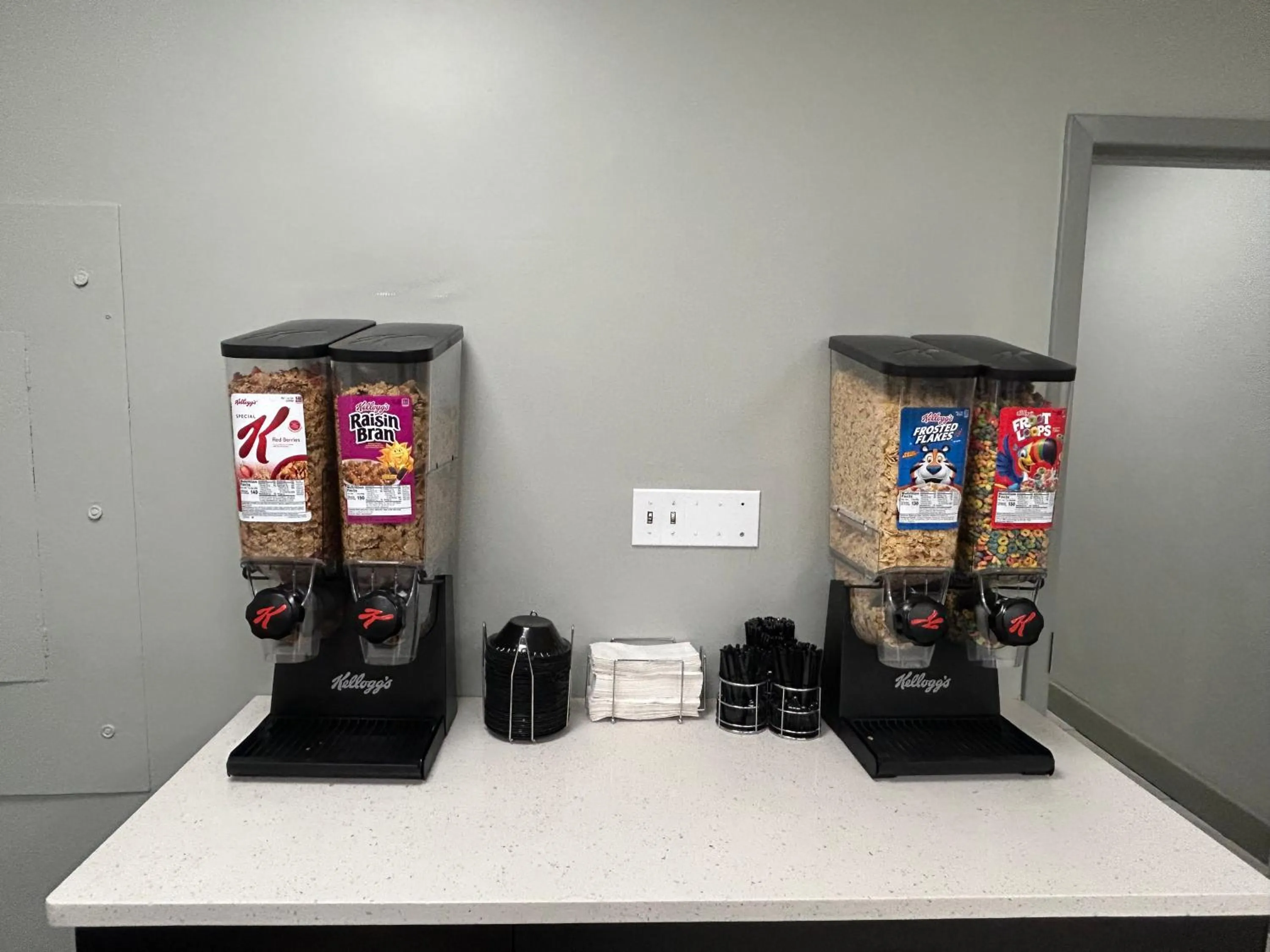 Food in Barclay Hotel Atlanta Downtown