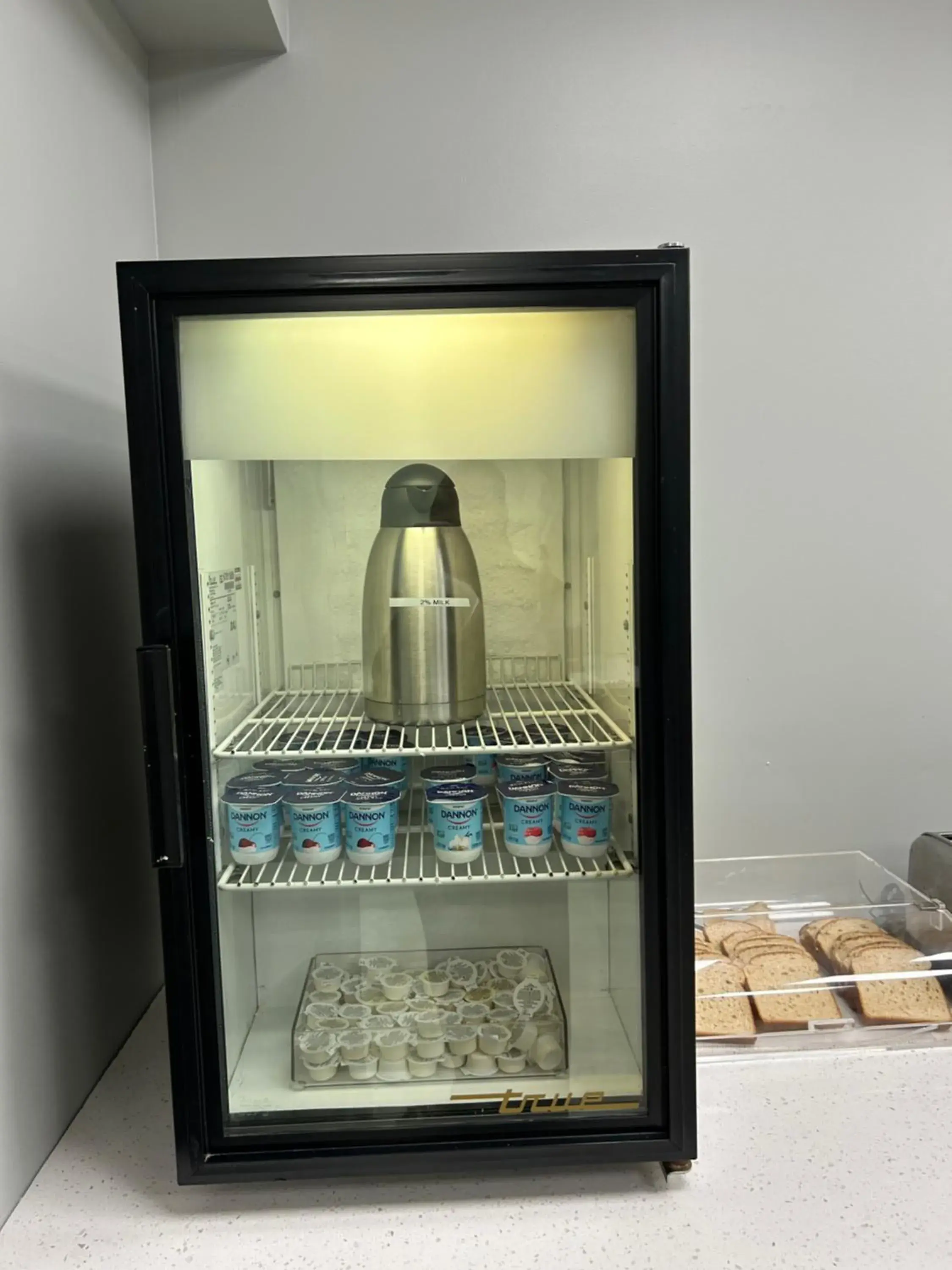 Breakfast in Barclay Hotel Atlanta Downtown Breakfast in Barclay Hotel Atlanta Downtown