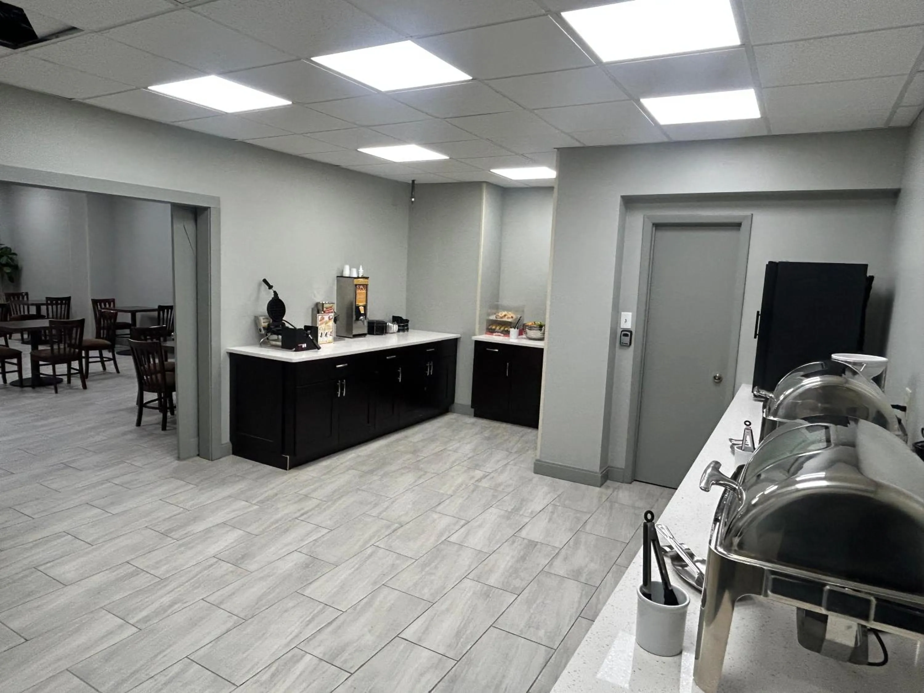 Breakfast in Barclay Hotel Atlanta Downtown