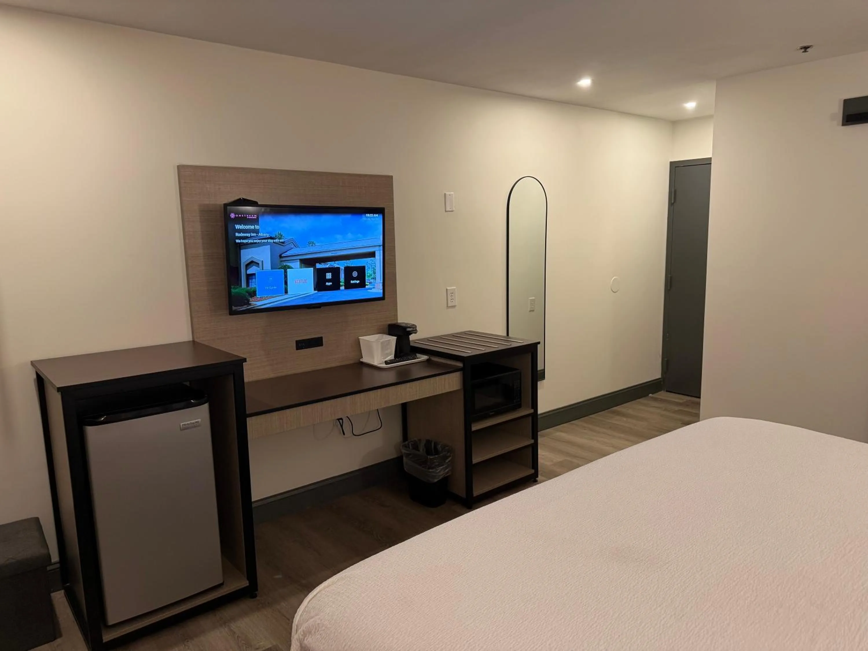 Bedroom, Bed in Ramada by Wyndham Albany GA
