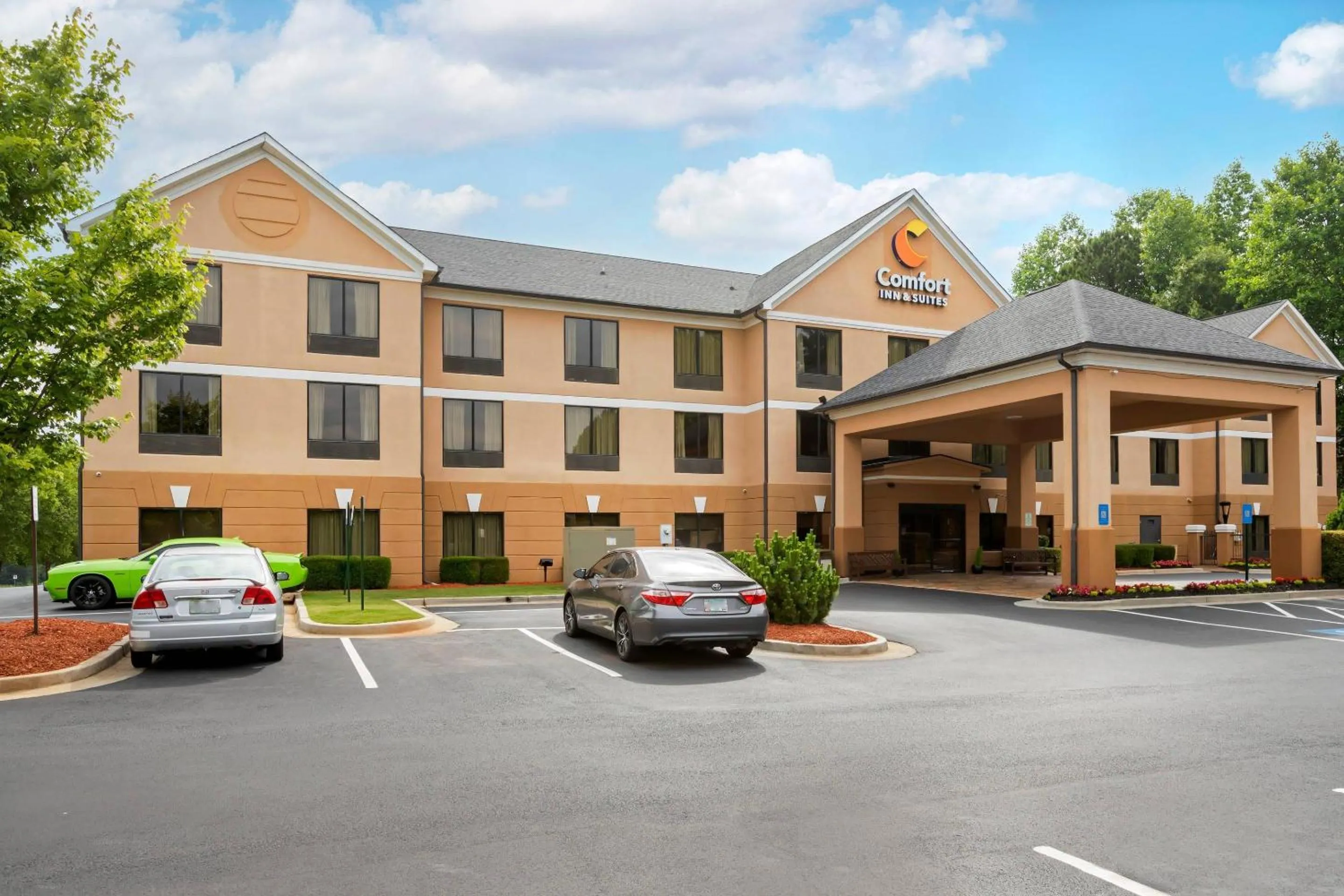 Property building in Comfort Inn & Suites Peachtree Corners - Norcross