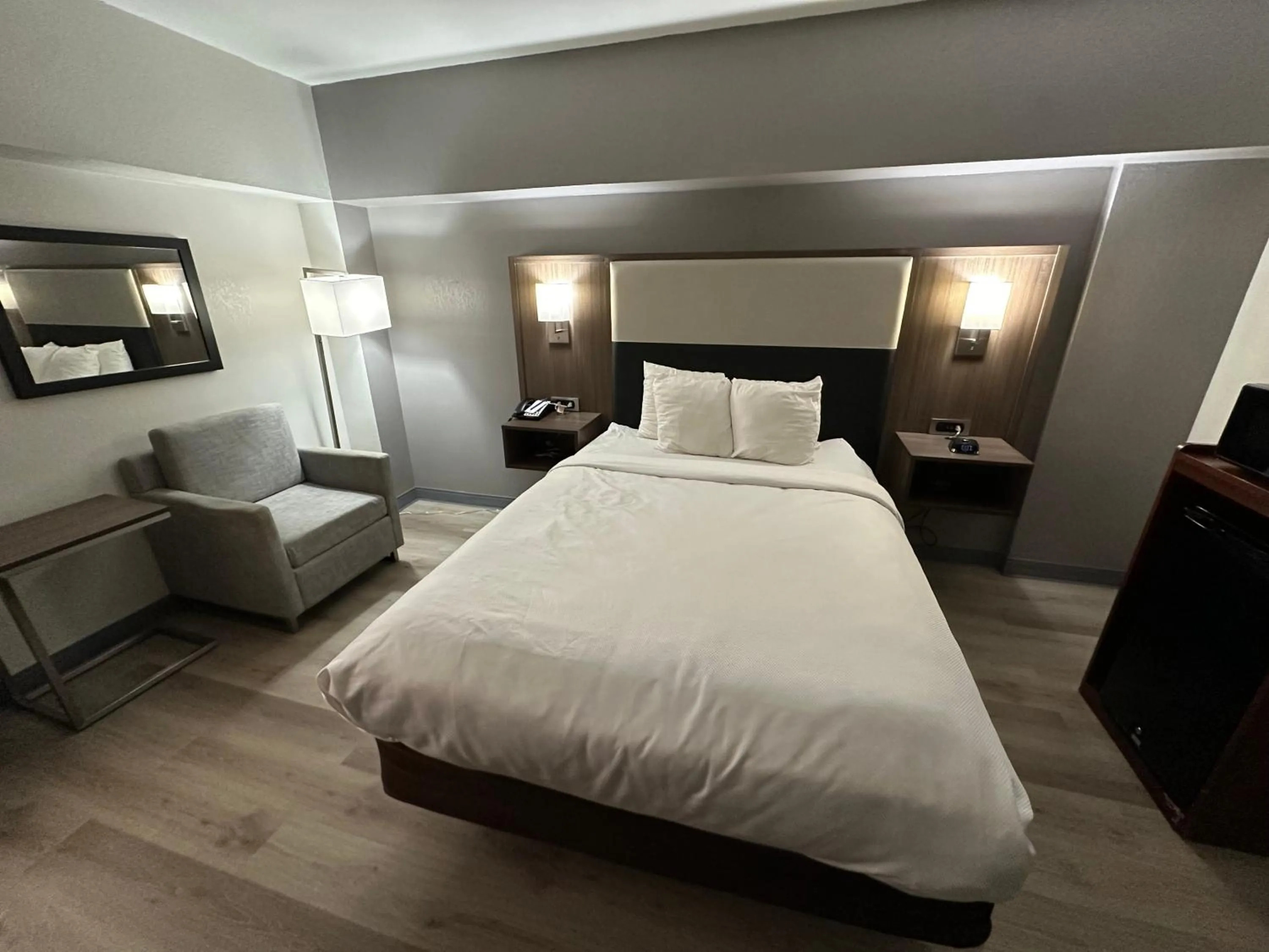 Bed in Comfort Inn Conyers