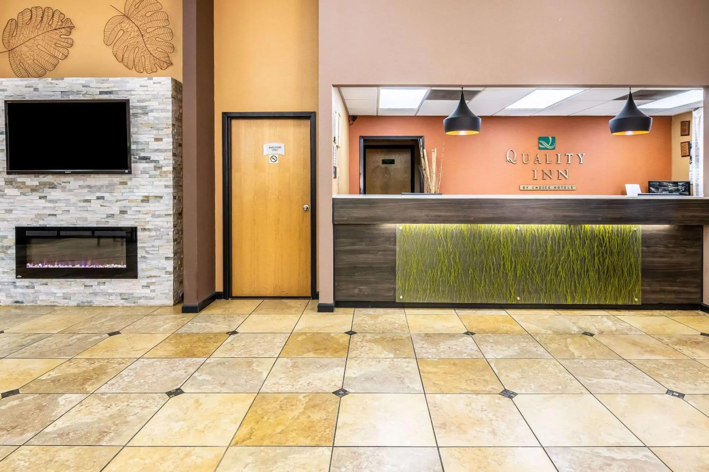 Lobby or reception in Quality Inn Perry - National Fairgrounds Area Lobby or reception in Quality Inn Perry - National Fairgrounds Area