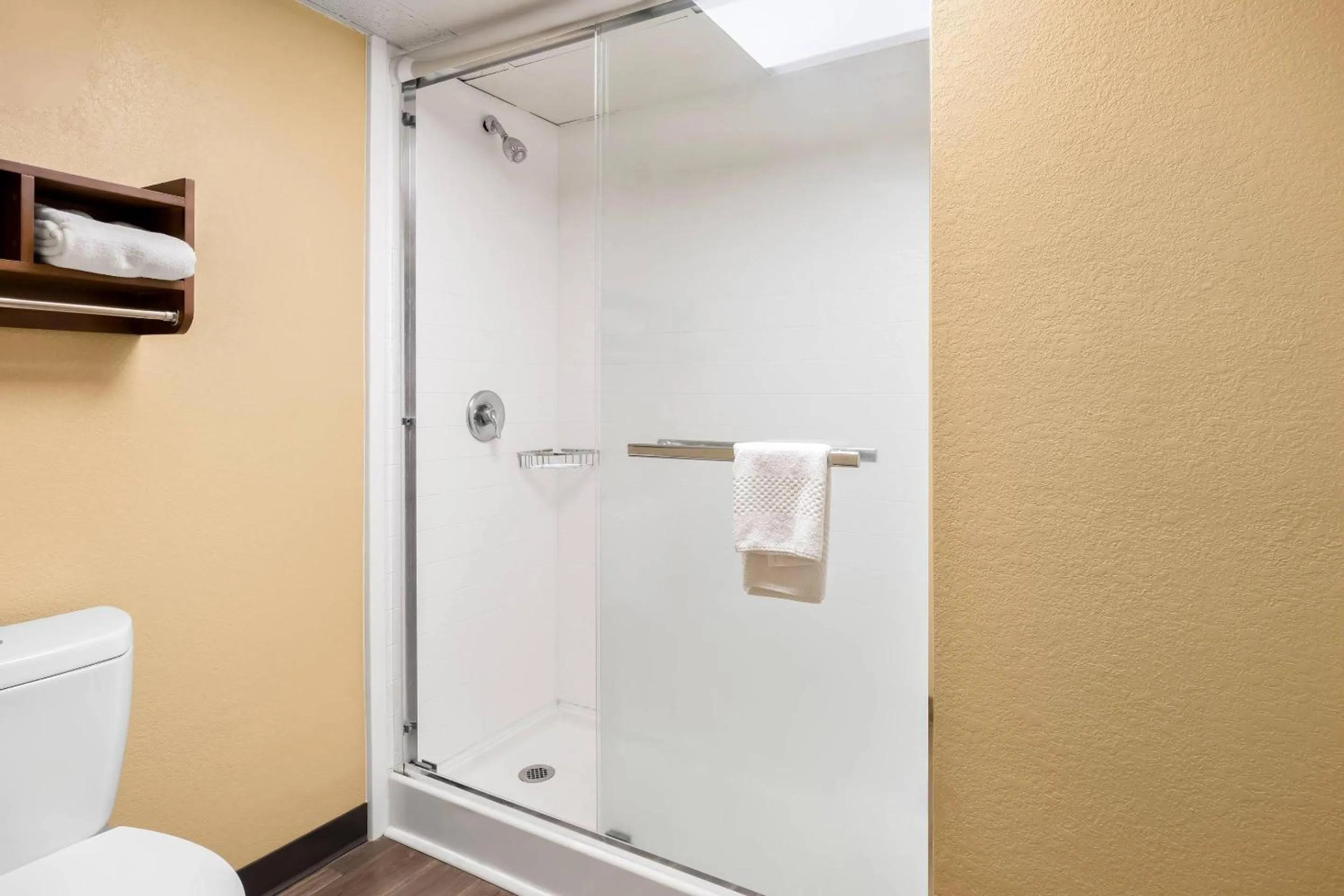 Bedroom in Quality Inn Perry - National Fairgrounds Area