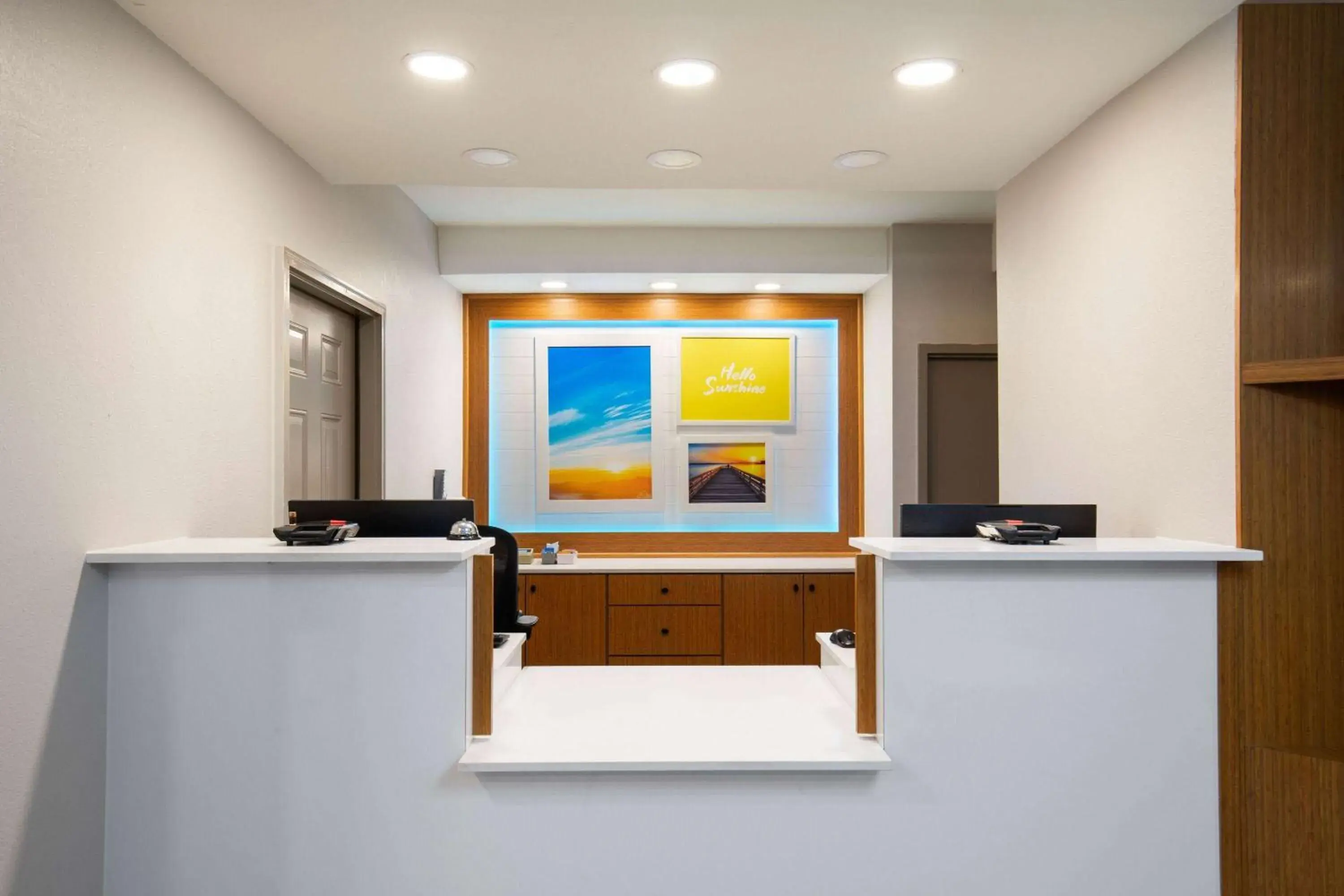 Lobby or reception in Days Inn by Wyndham Helen Lobby or reception in Days Inn by Wyndham Helen
