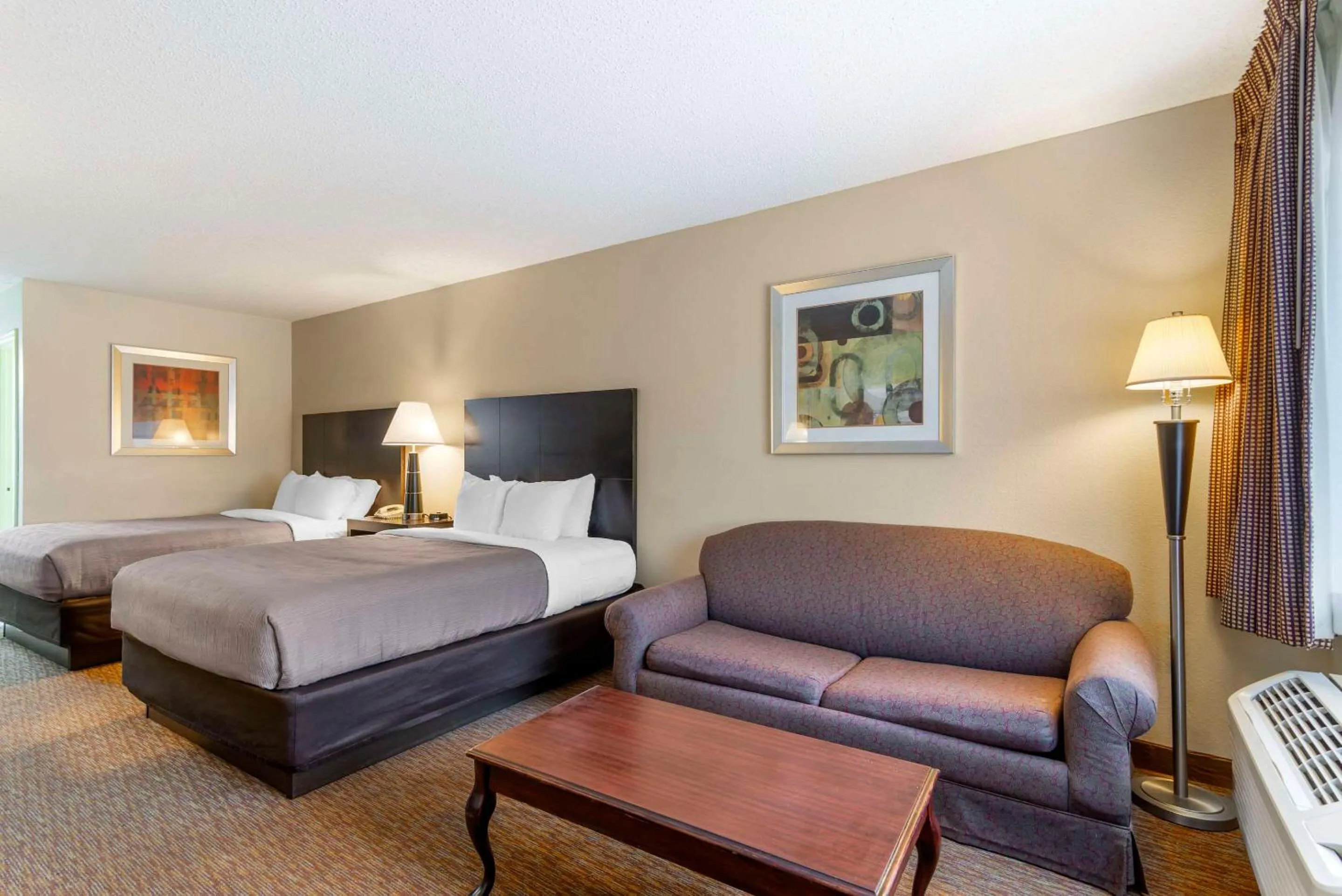 Bedroom, Bed in Quality Inn Cordele