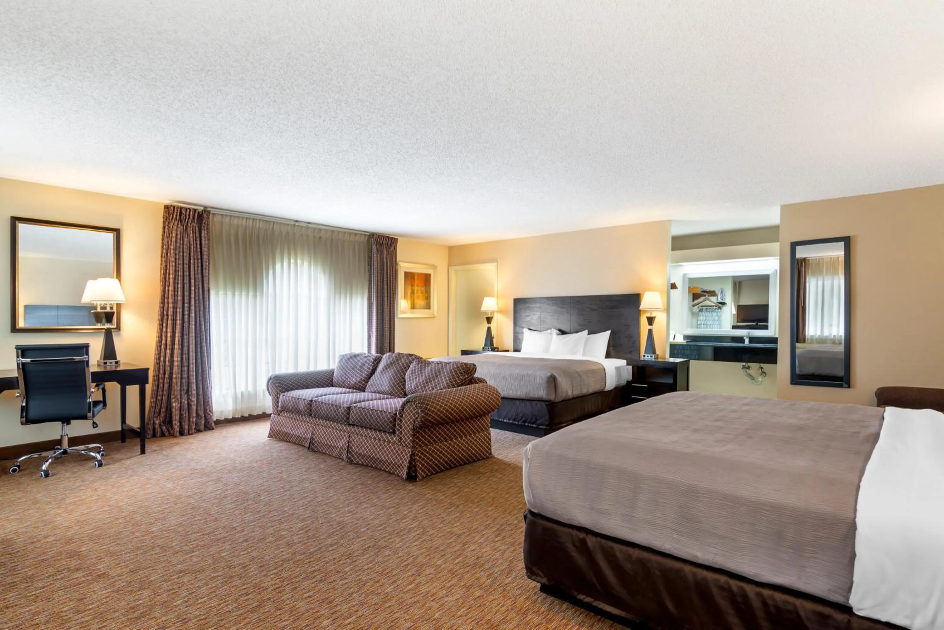 Bed in Quality Inn Cordele