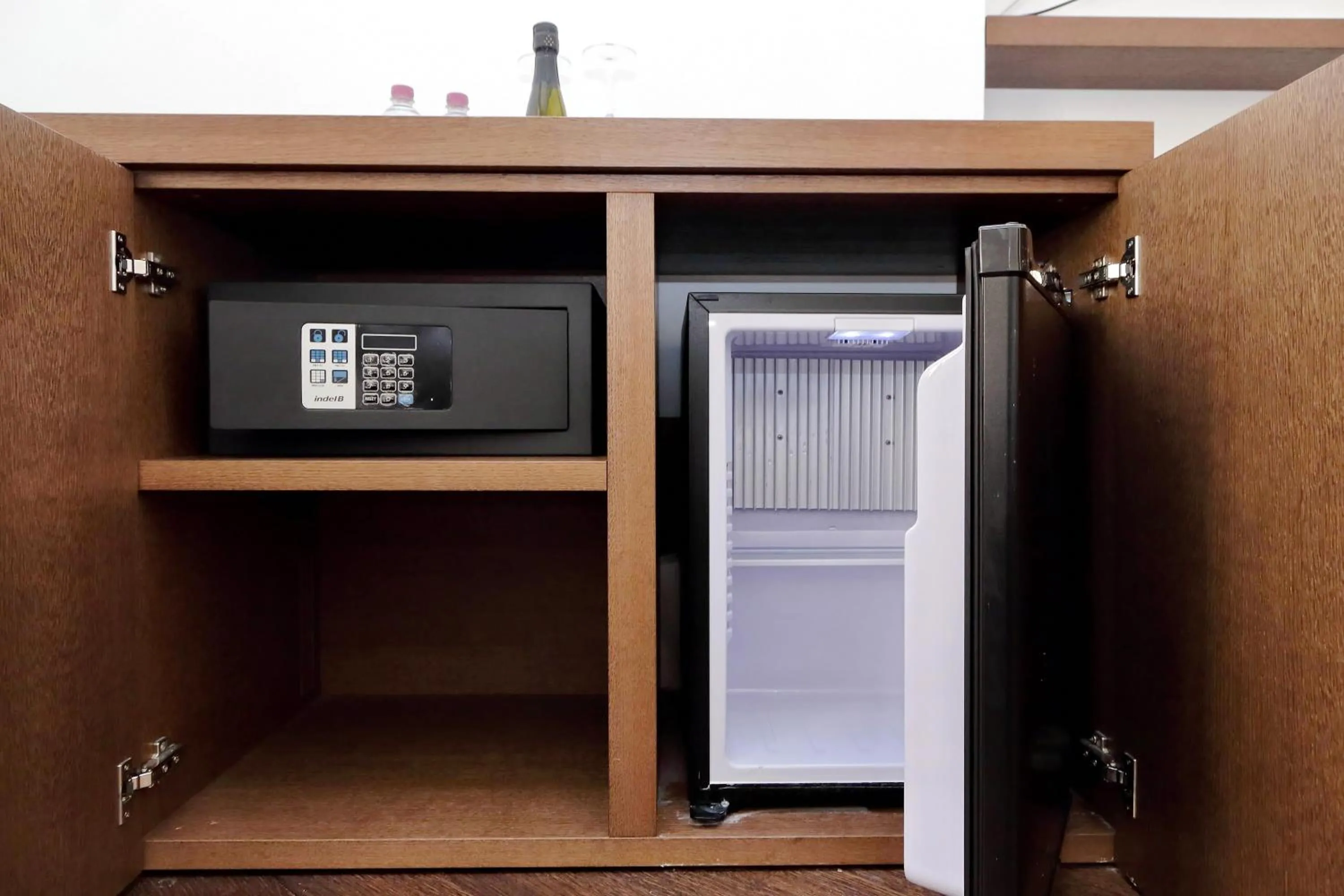 minibar in Youroom Carrozze