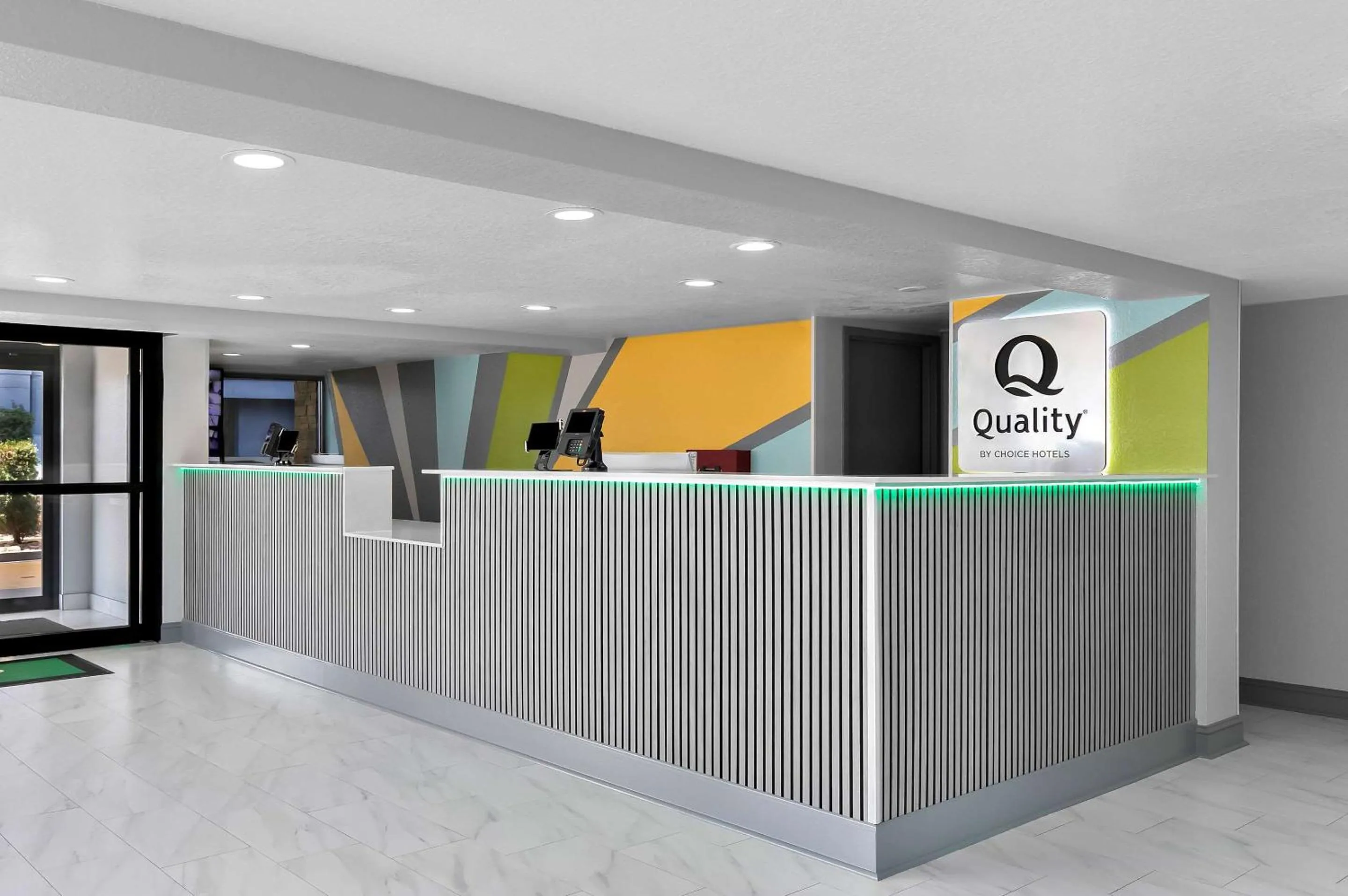 Lobby or reception in Quality Inn Commerce at I-85