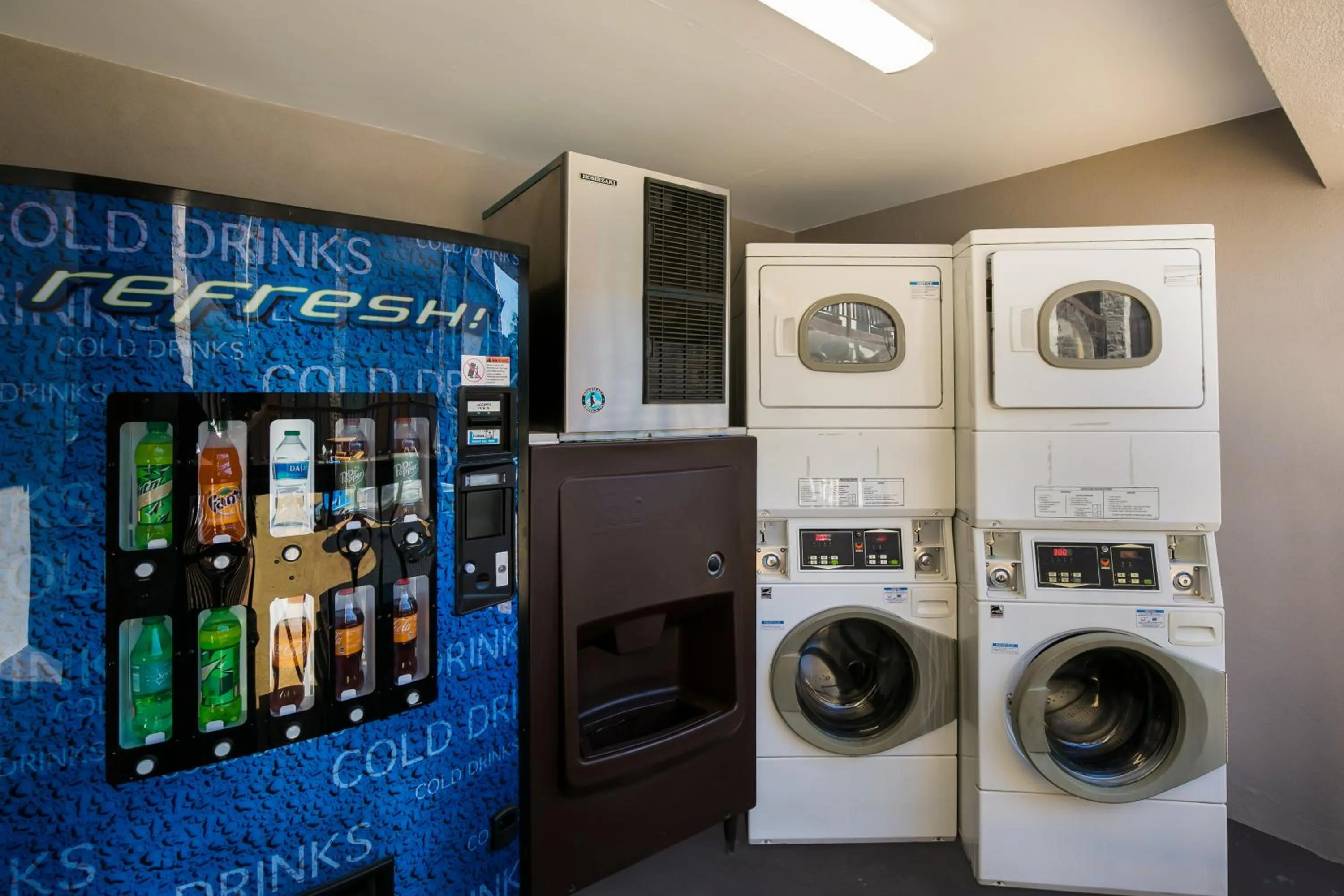 vending machine in Quality Inn Commerce at I-85