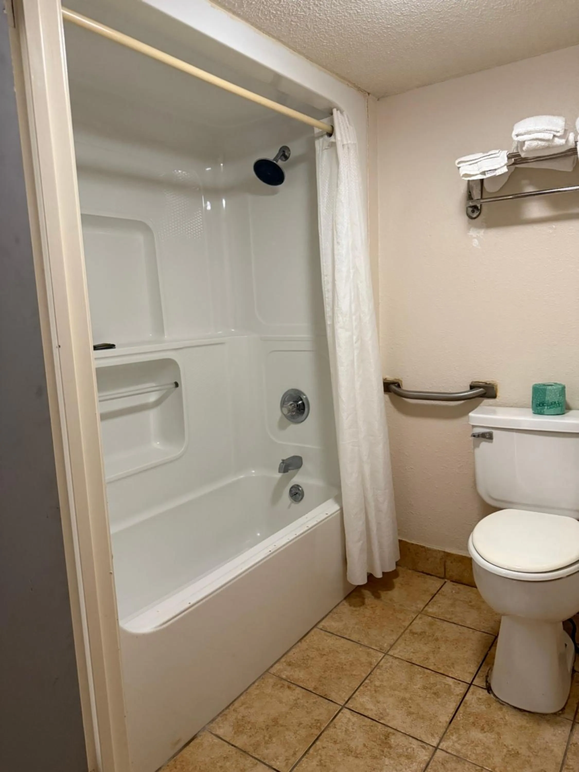 Shower in Budgetel Inn and Suites- FORT GORDON