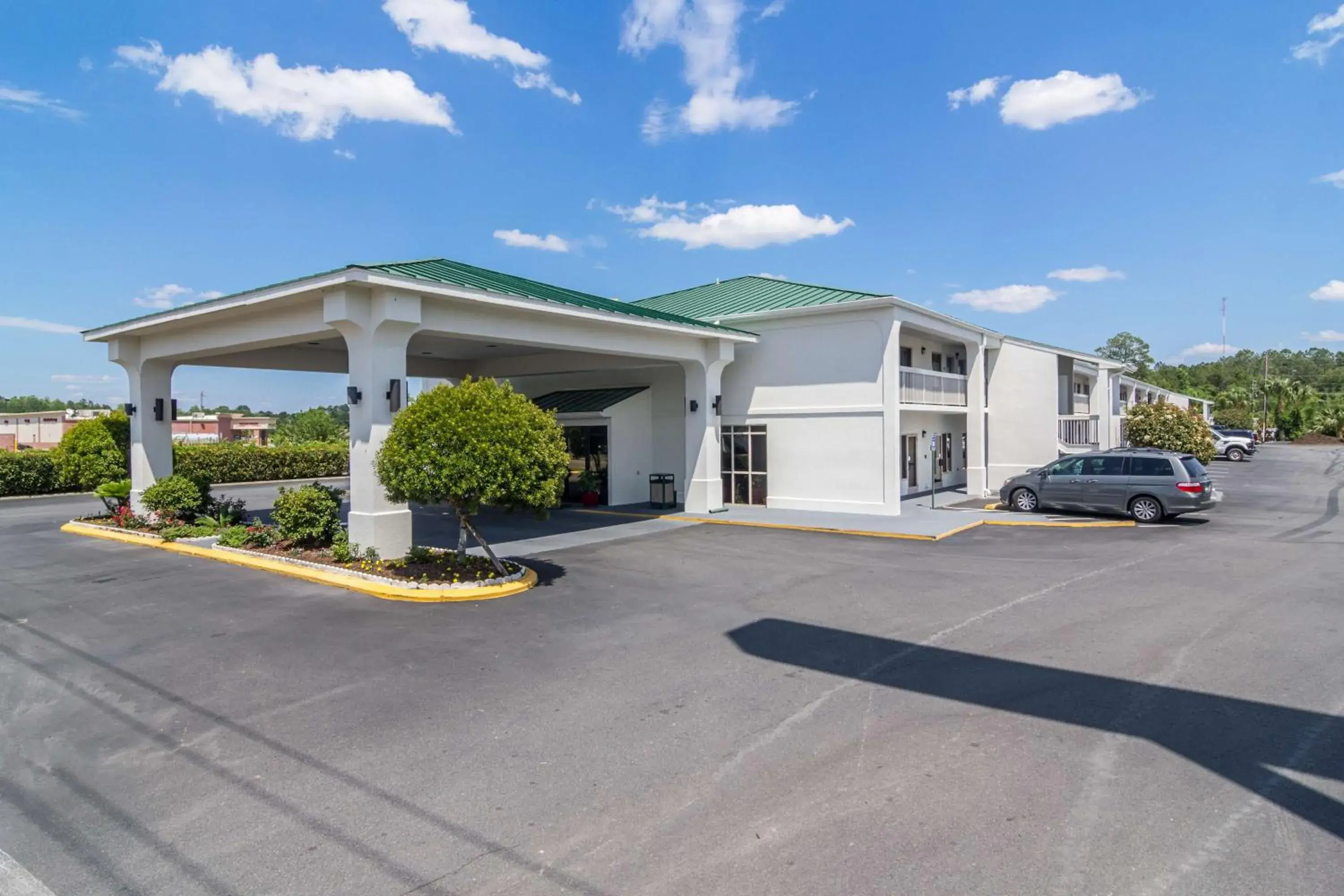 Property building in Motel 6 Waycross Property building in Motel 6 Waycross