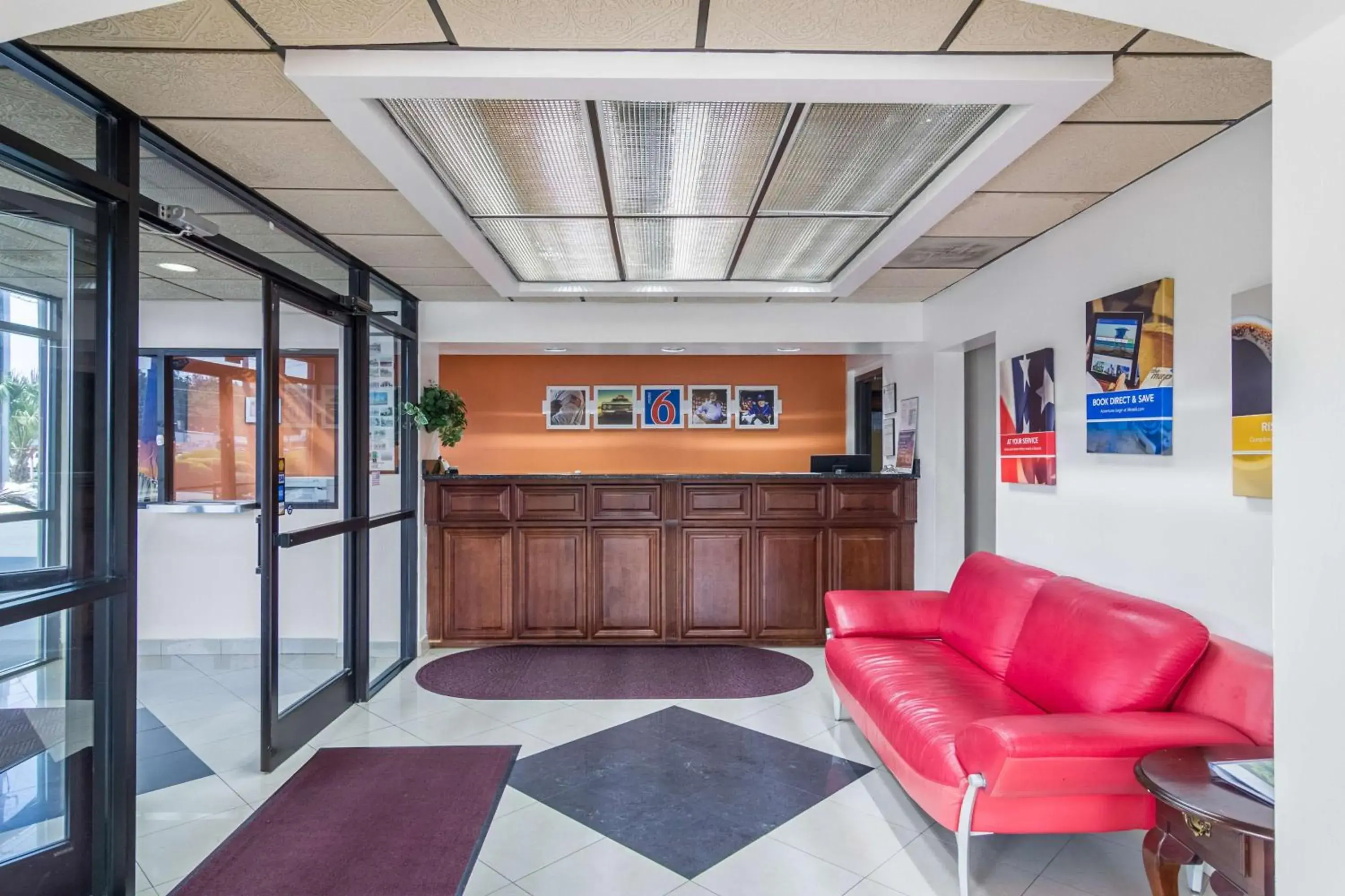 Property logo or sign in Motel 6 Waycross Property logo or sign in Motel 6 Waycross