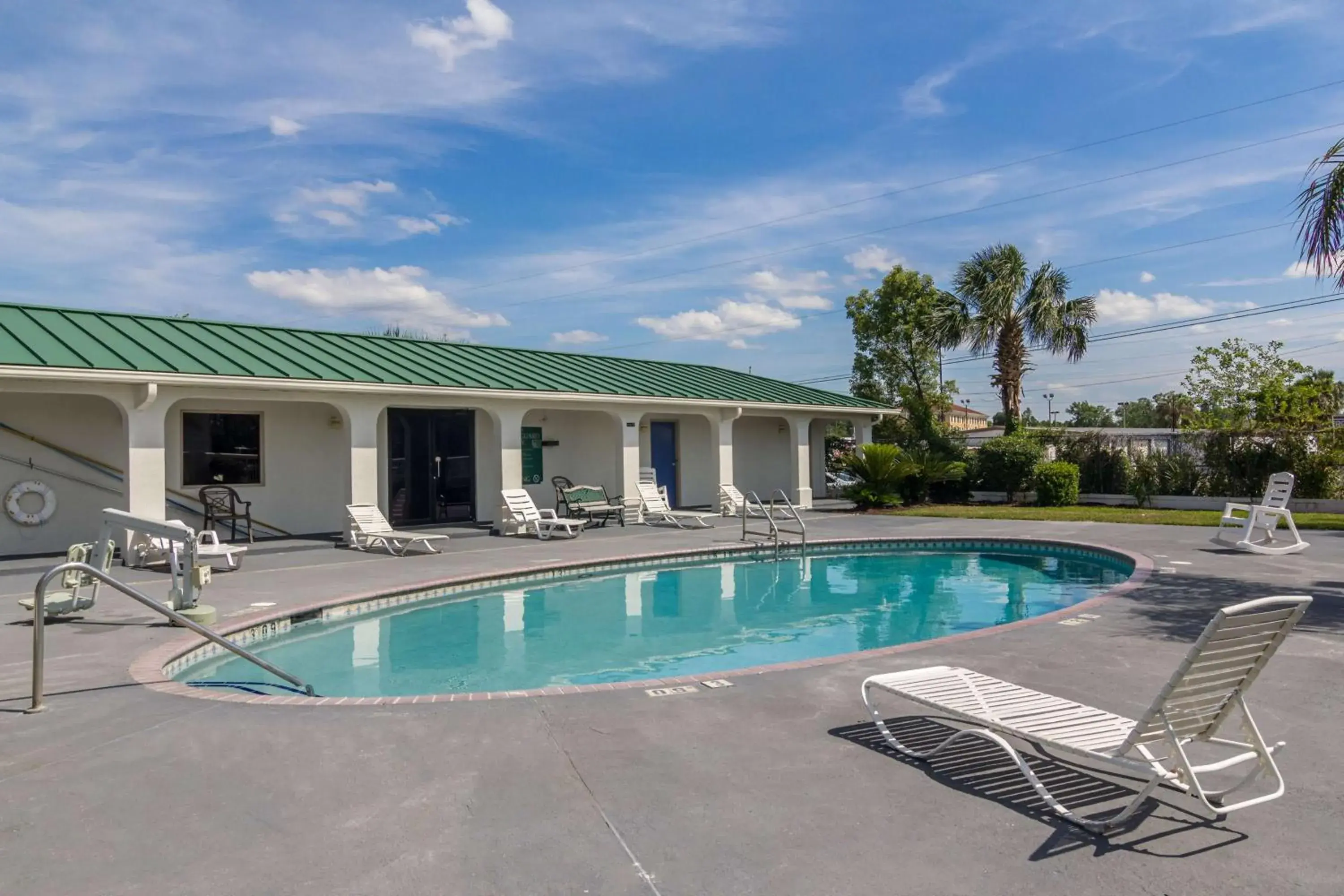 Day in Motel 6 Waycross Day in Motel 6 Waycross