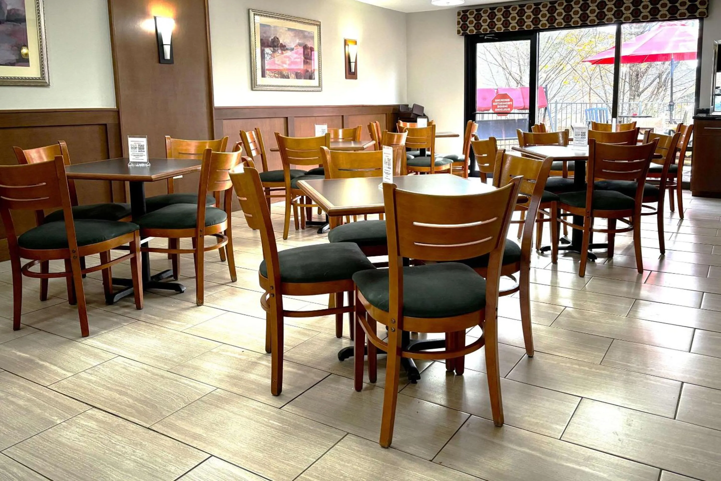 Breakfast in Quality Inn & Suites Dawsonville