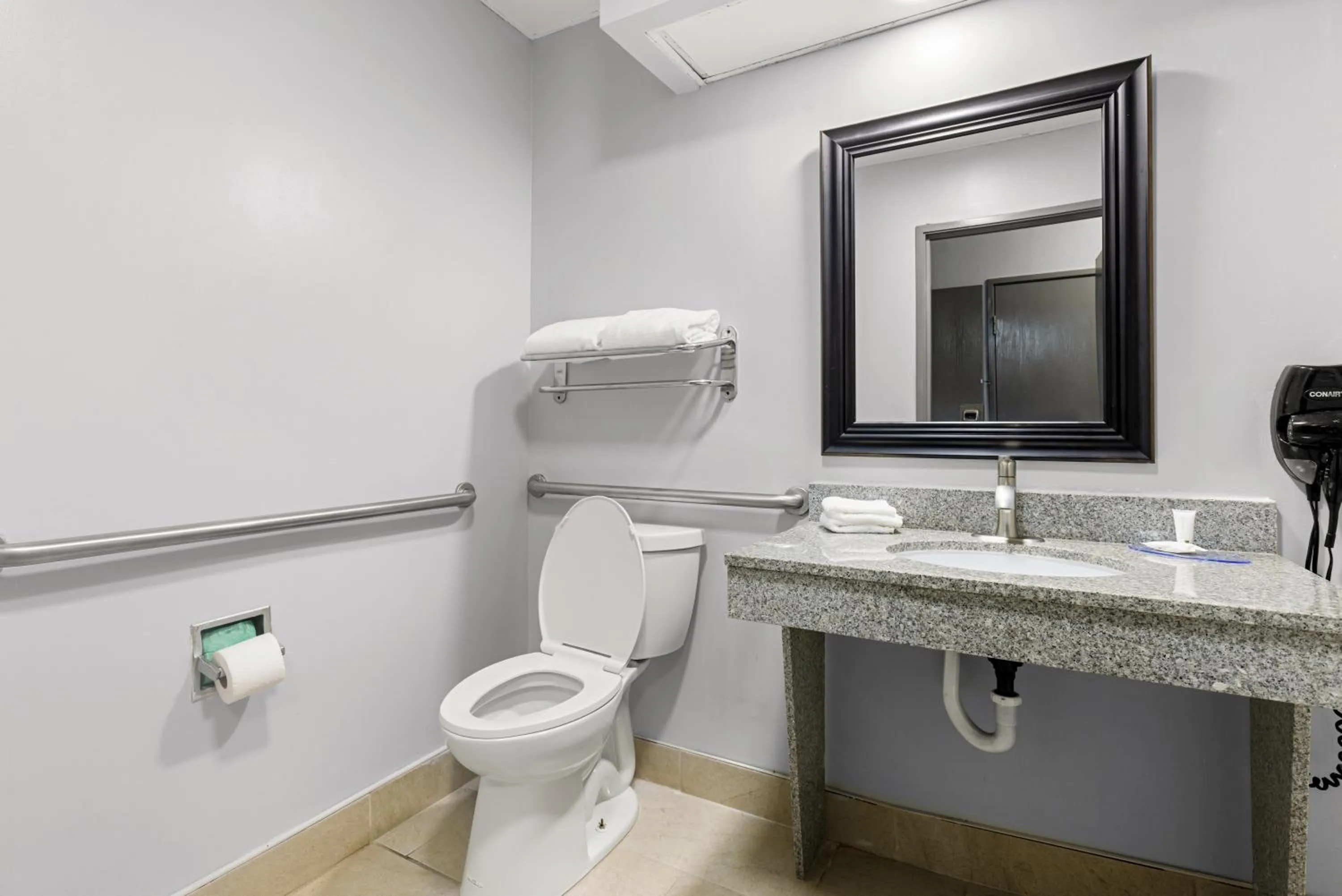 Bathroom in Clarion Pointe Hinesville near Fort Stewart