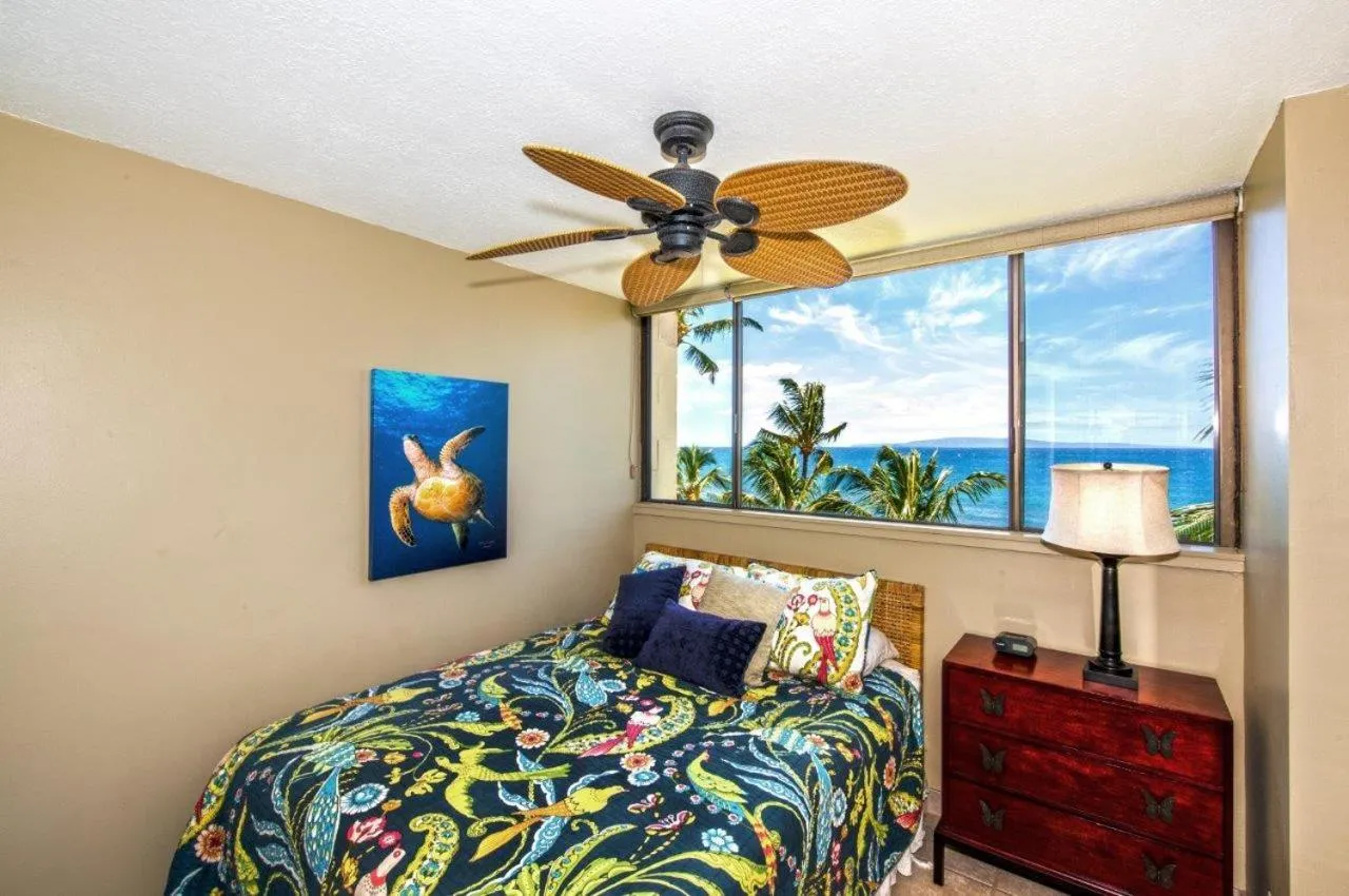 Bed in Kealia Resort 404