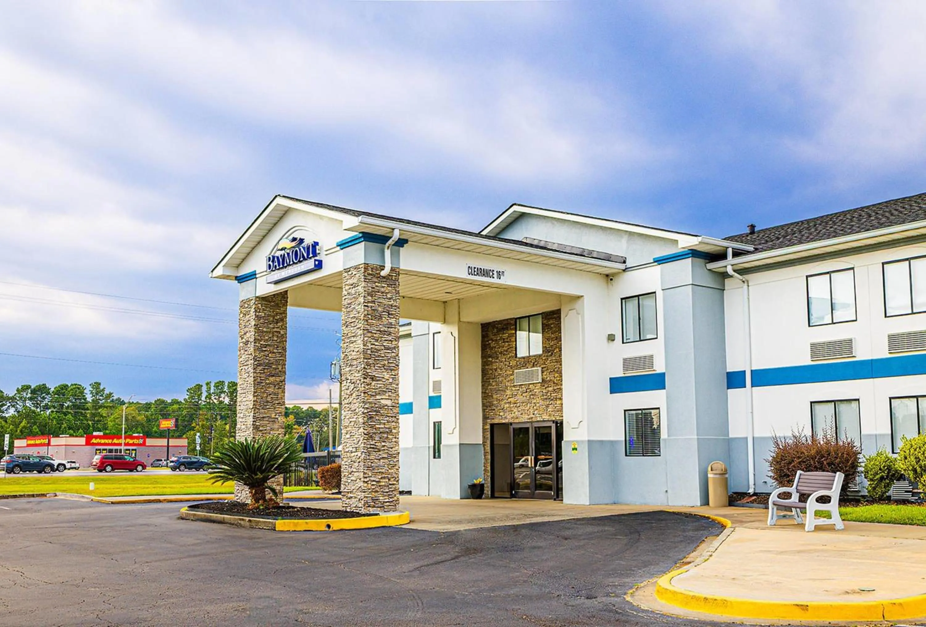 Property building in Baymont by Wyndham Port Wentworth