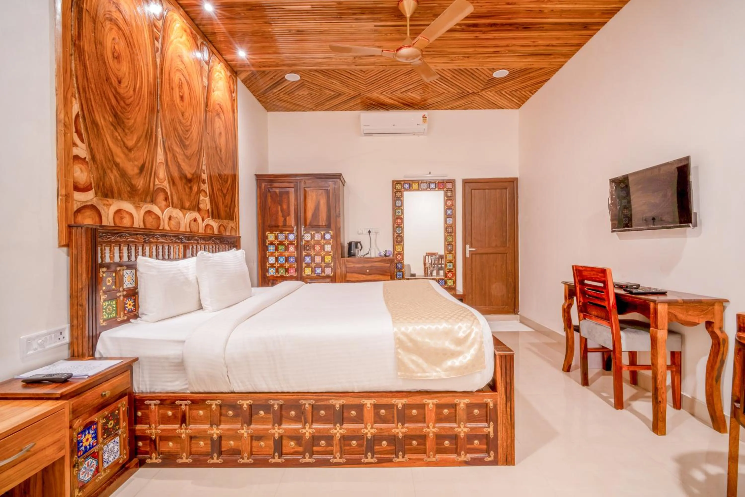 Bed in Rainforest Resort