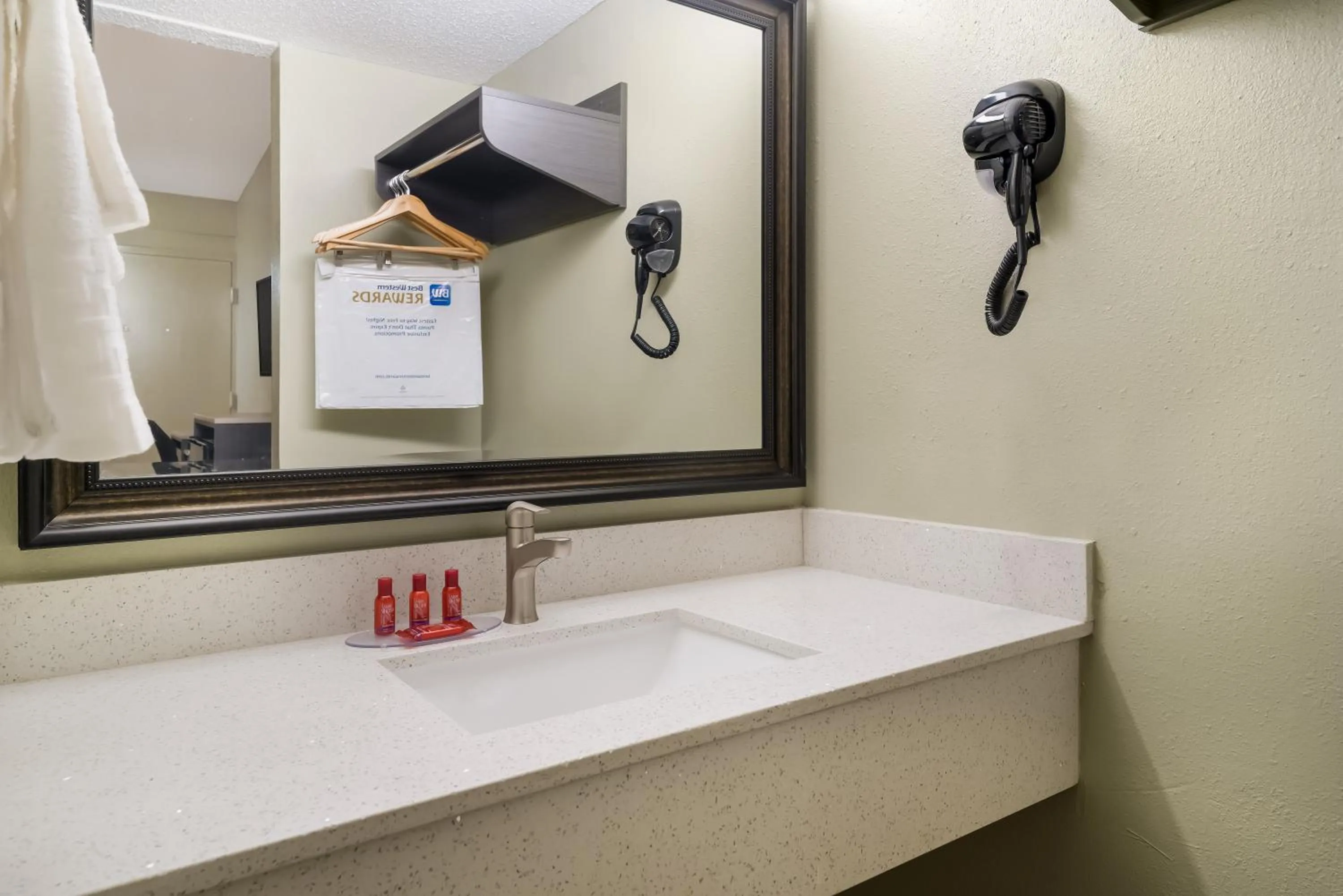Bathroom in SureStay Hotel by Best Western Columbus Downtown
