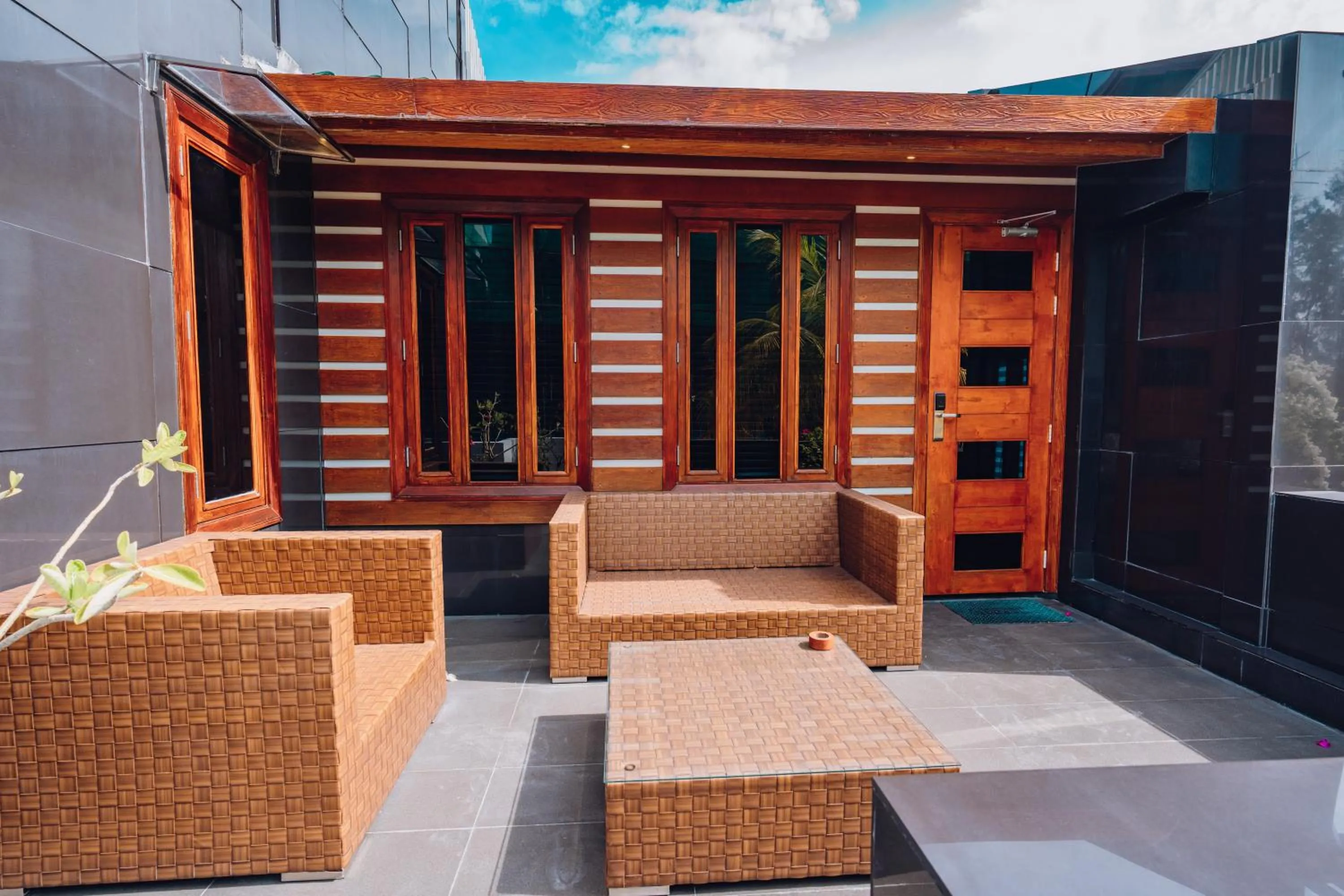 Balcony/Terrace in Millennium Island Residence