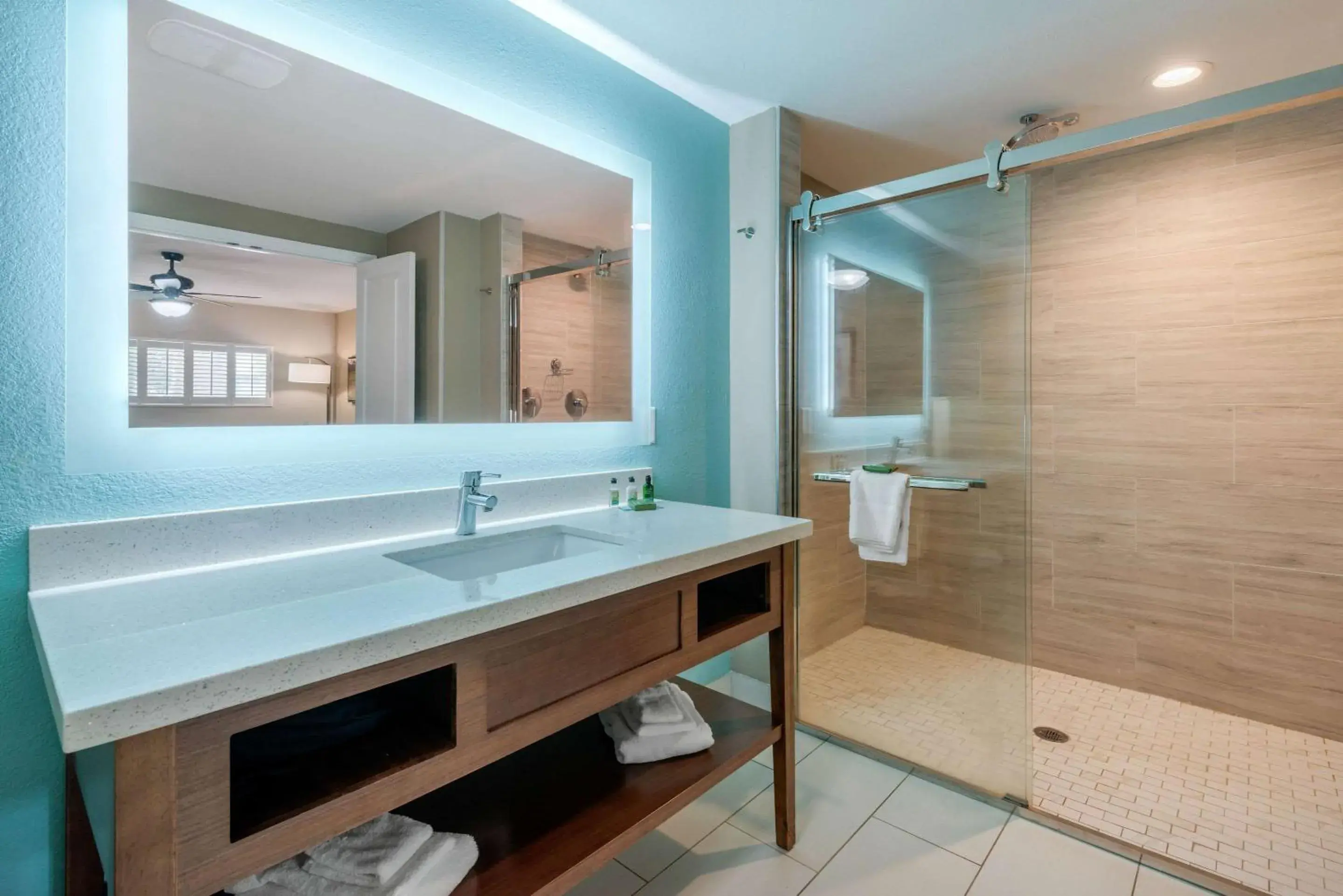 Bedroom in Seafarer Inn & Suites, Ascend Hotel Collection Bedroom in Seafarer Inn & Suites, Ascend Hotel Collection