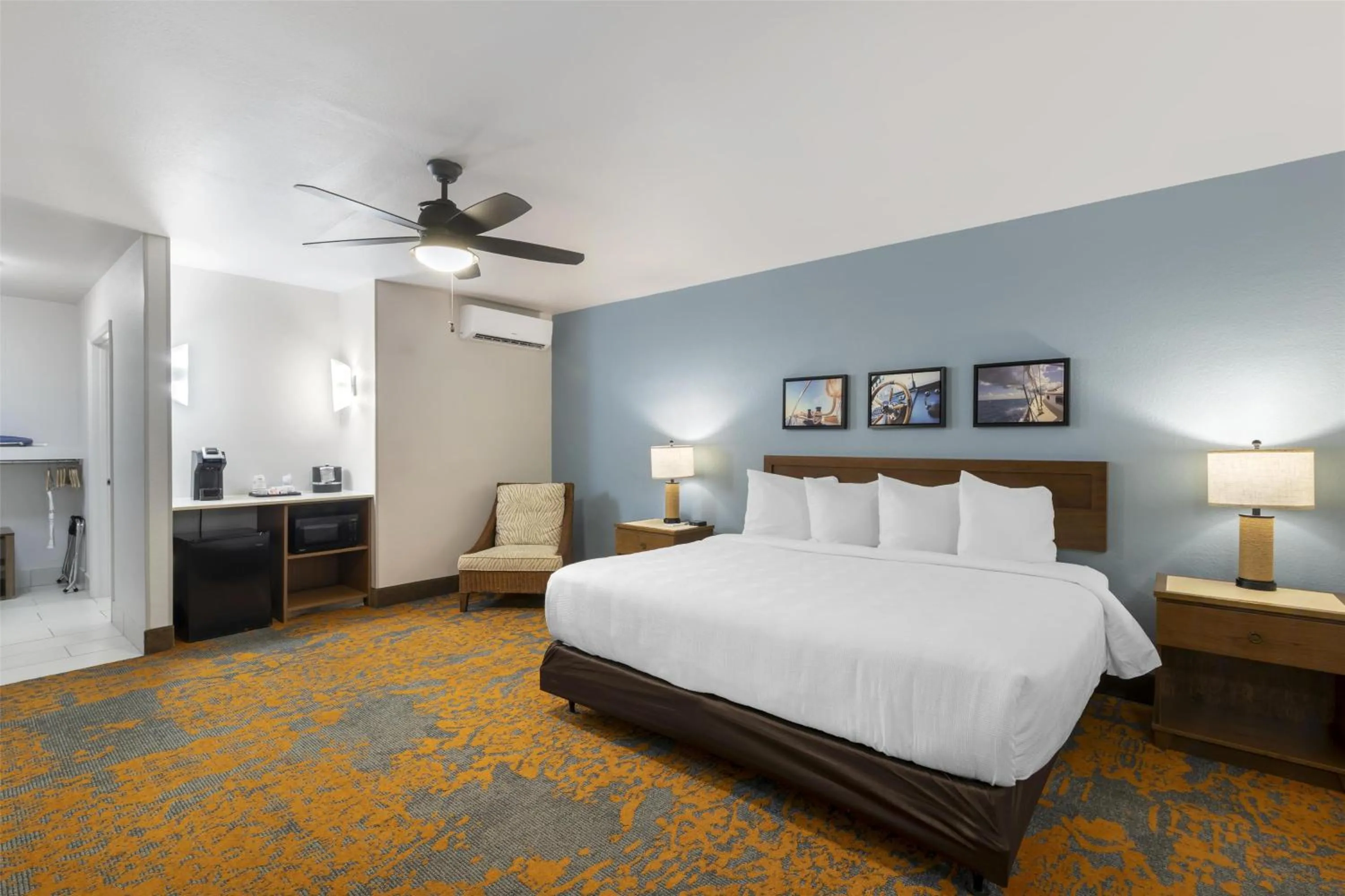 Bedroom, Bed in Best Western Plus Jekyll Island