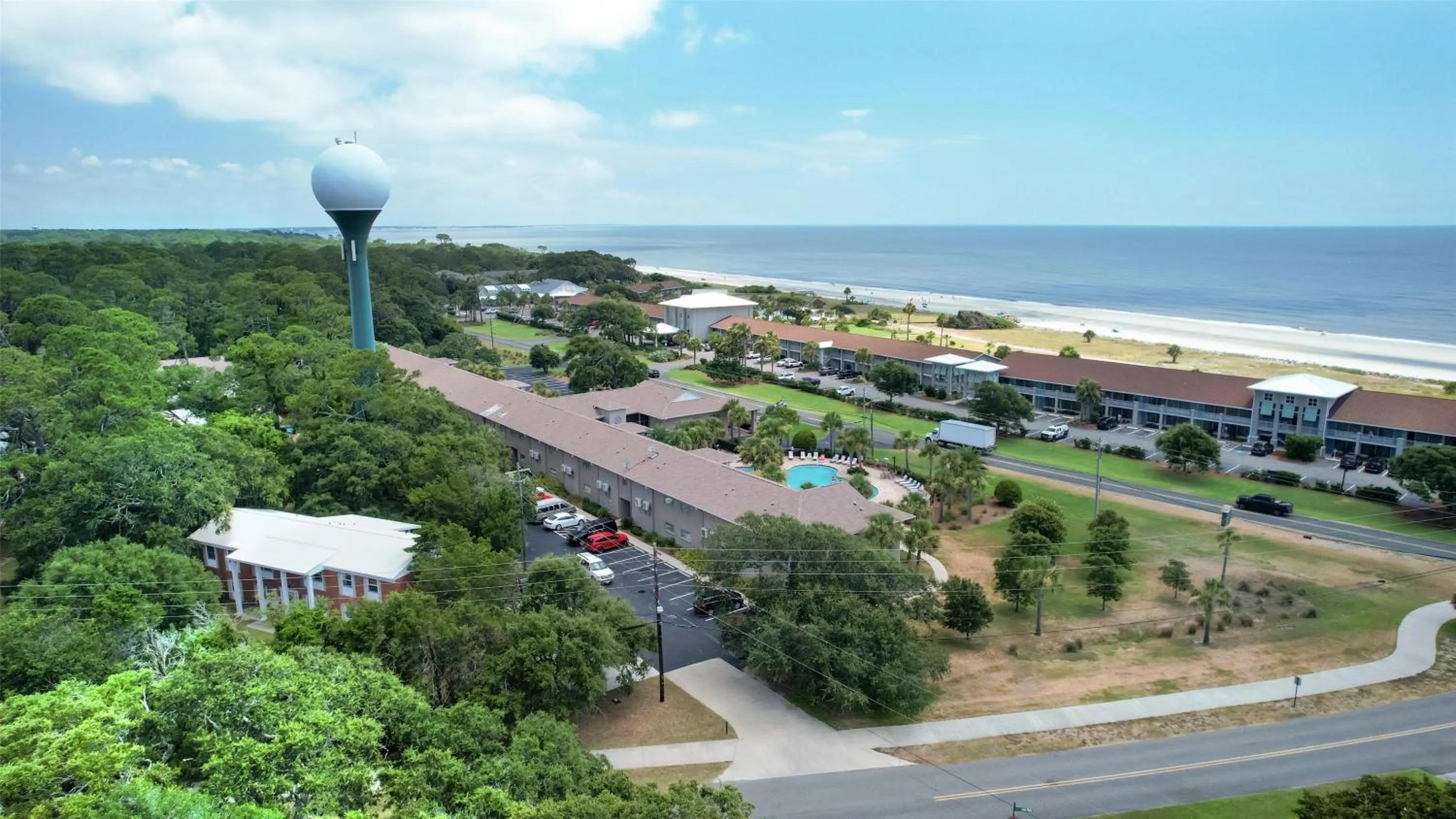 Property building in Best Western Plus Jekyll Island