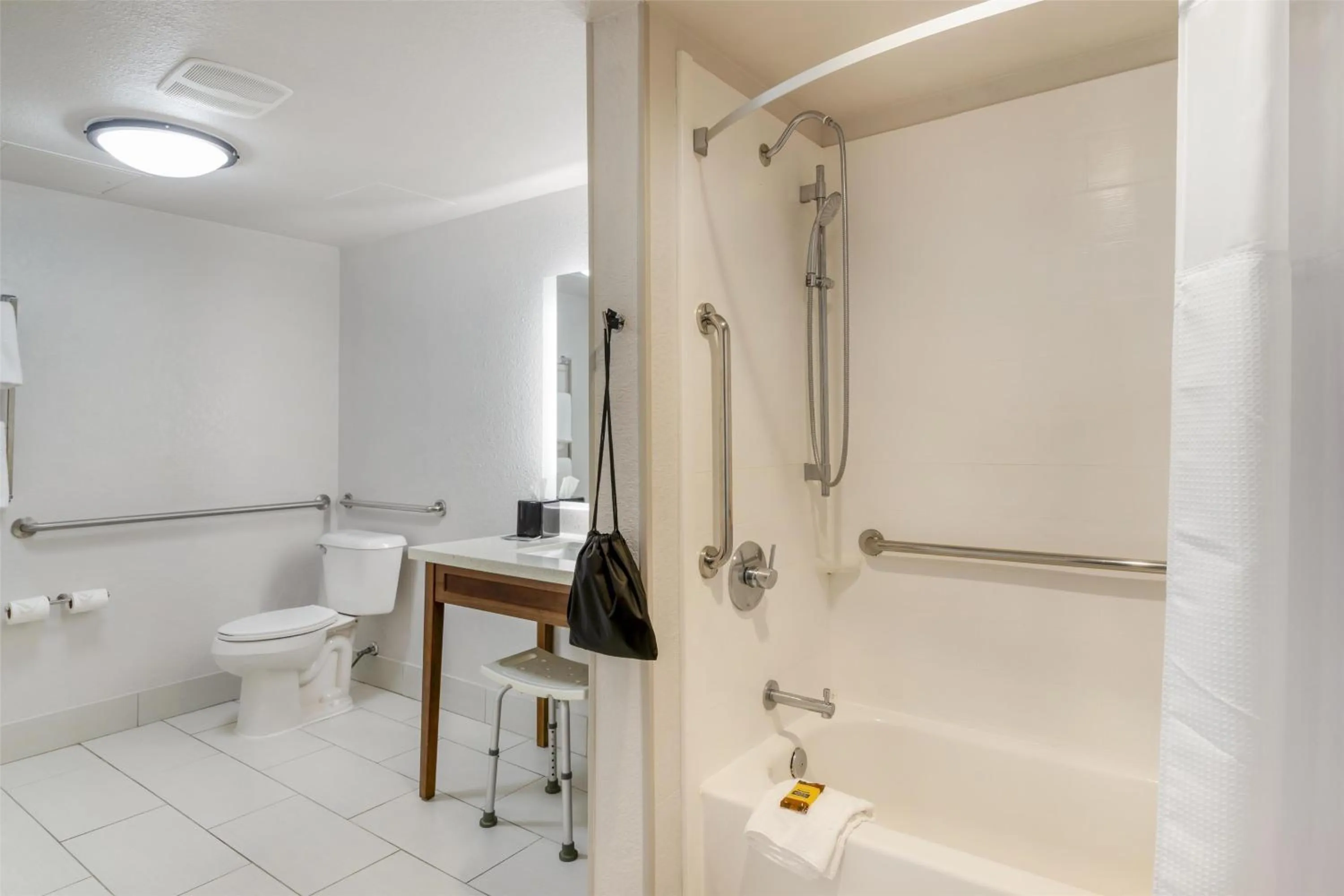 Bathroom in Best Western Plus Jekyll Island