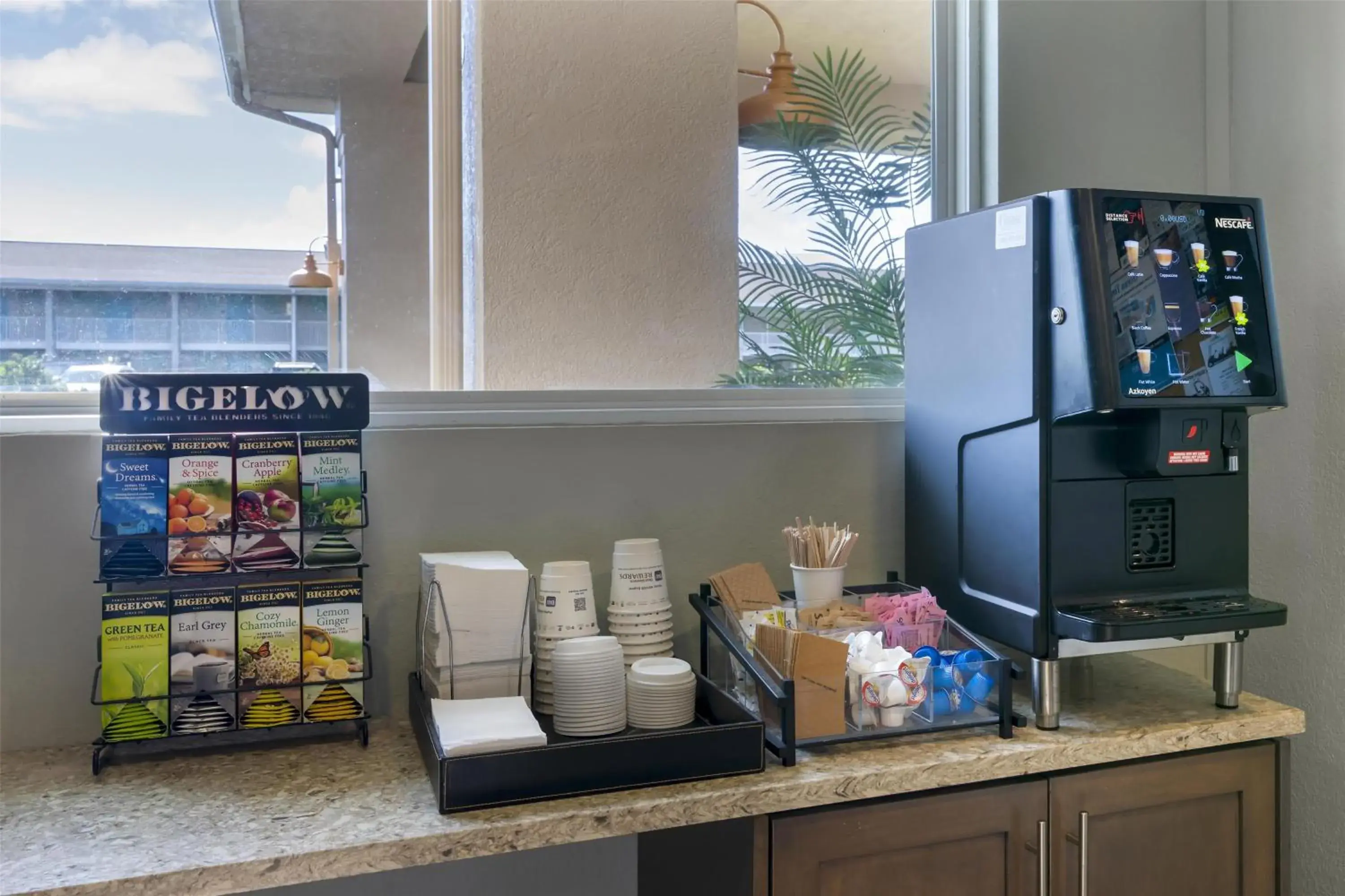 Breakfast in Best Western Plus Jekyll Island Breakfast in Best Western Plus Jekyll Island