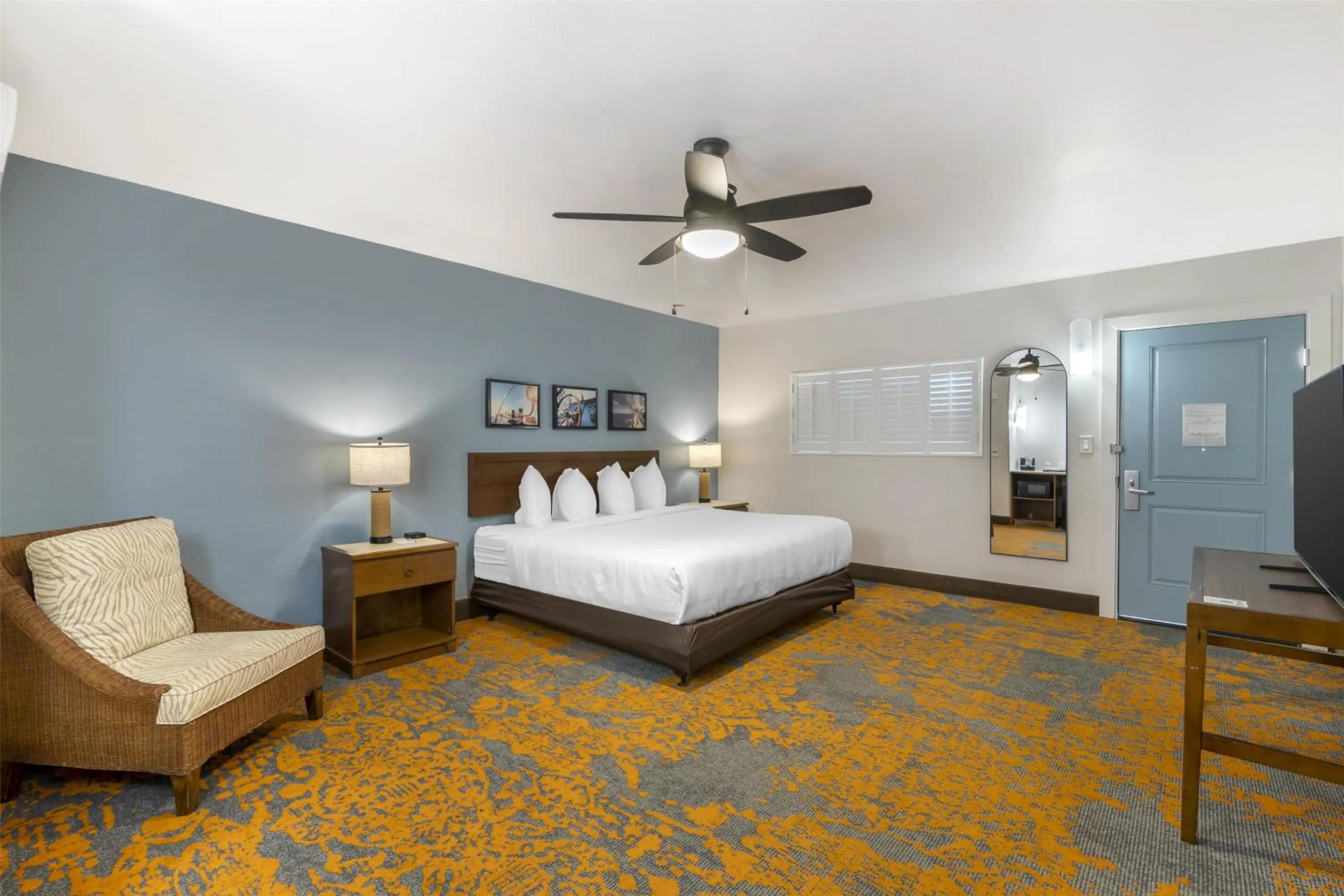 Bedroom, Bed in Best Western Plus Jekyll Island