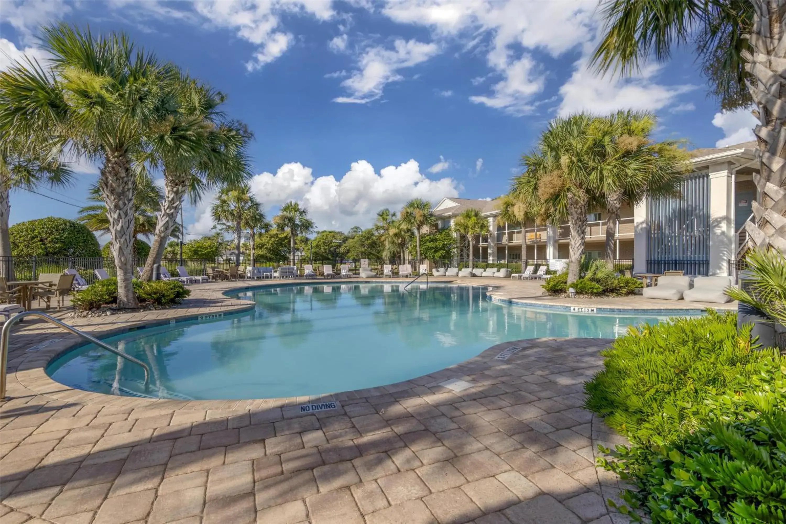 Pool view in Best Western Plus Jekyll Island Pool view in Best Western Plus Jekyll Island
