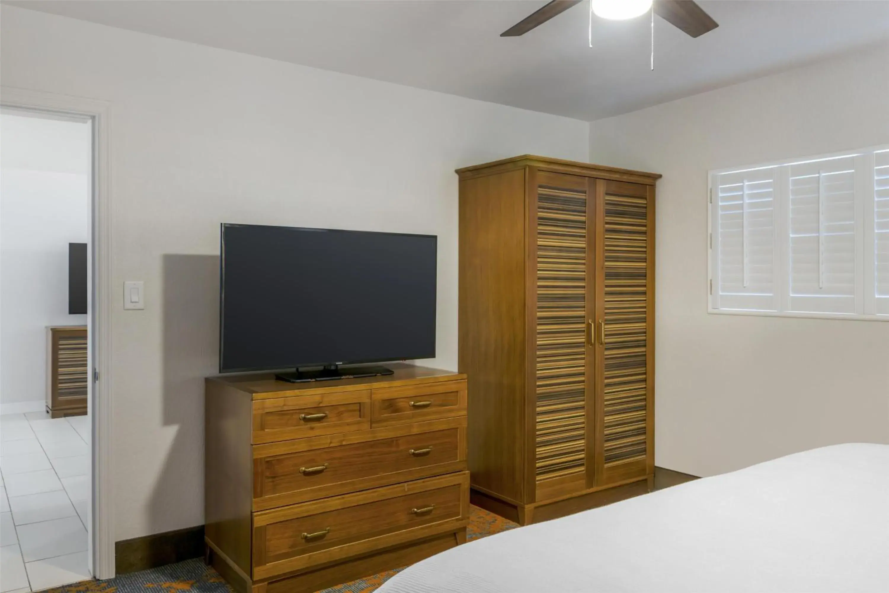 Bedroom, Bed in Best Western Plus Jekyll Island Bedroom, Bed in Best Western Plus Jekyll Island